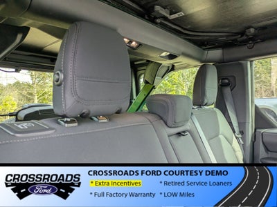 2025 Ford Bronco Base - Crossroads Courtesy Demo