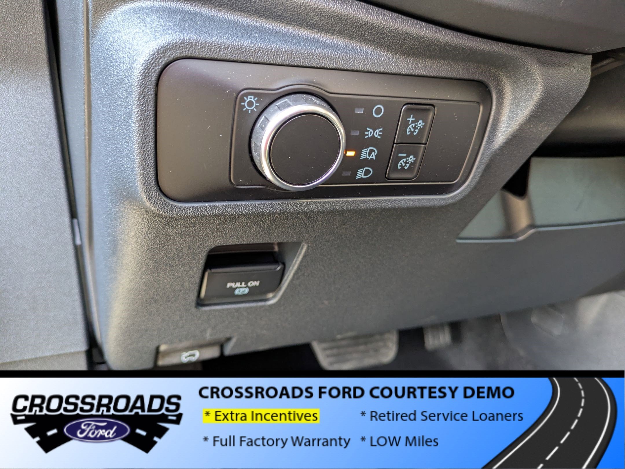 2025 Ford Bronco Base - Crossroads Courtesy Demo