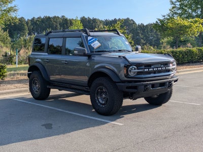 2024 Ford Bronco Outer Banks