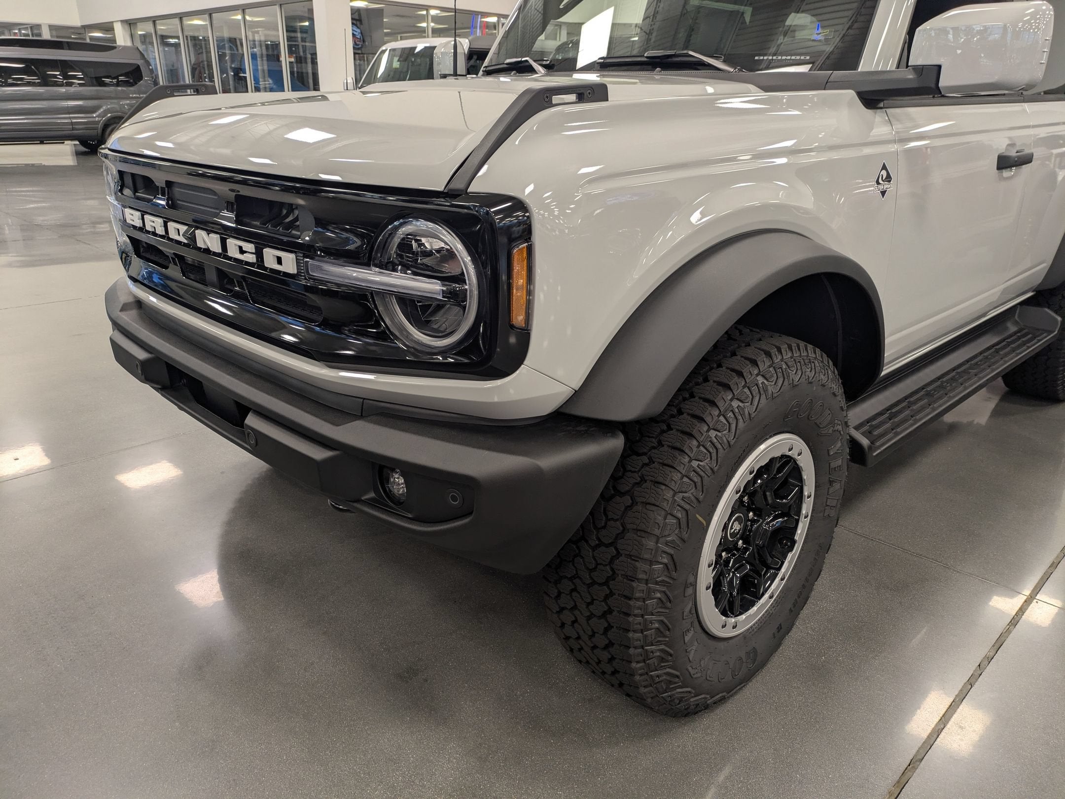 2026 Ford Bronco Outer Banks