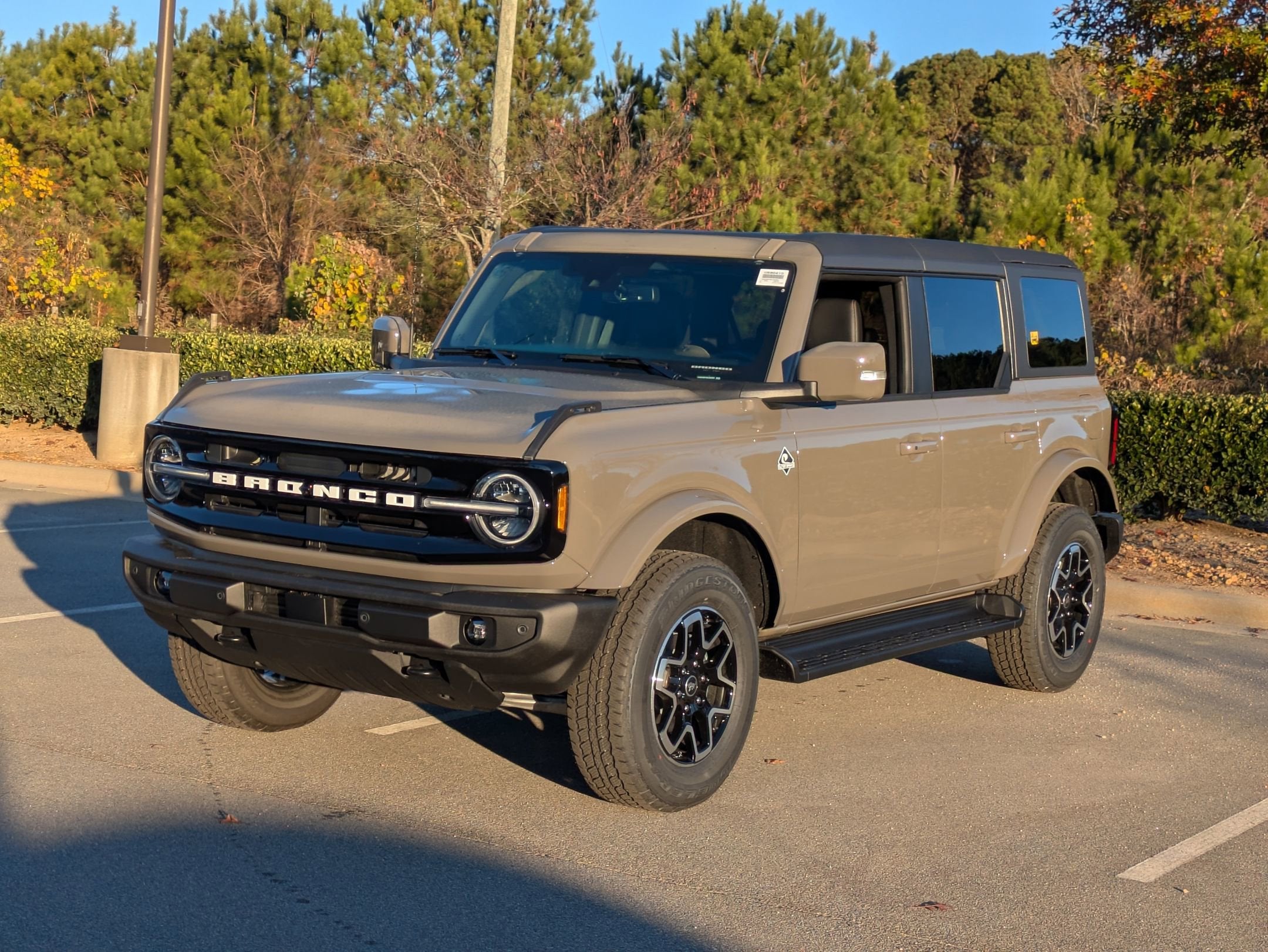 2025 Ford Bronco Outer Banks