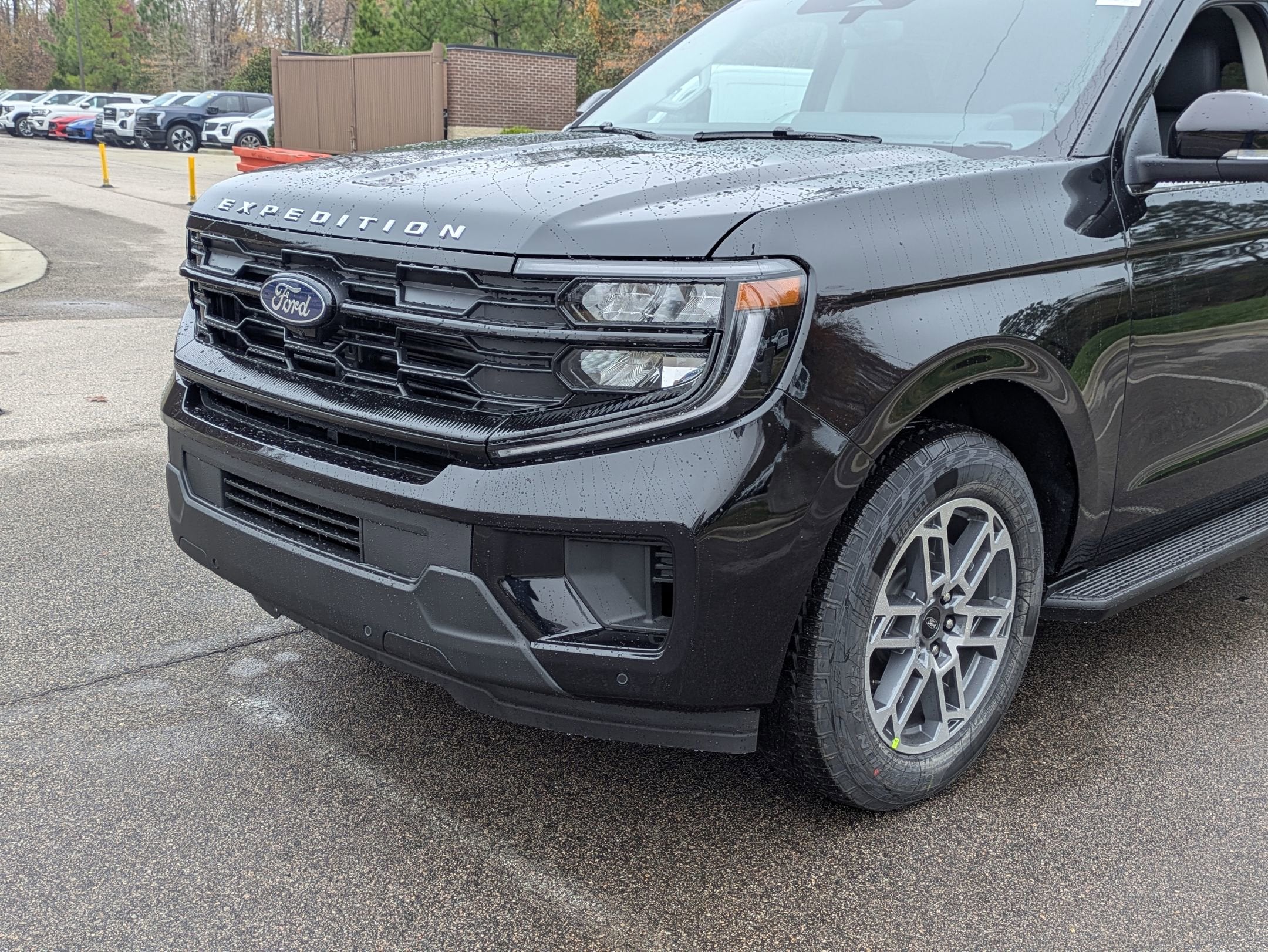 2025 Ford Expedition Max Active