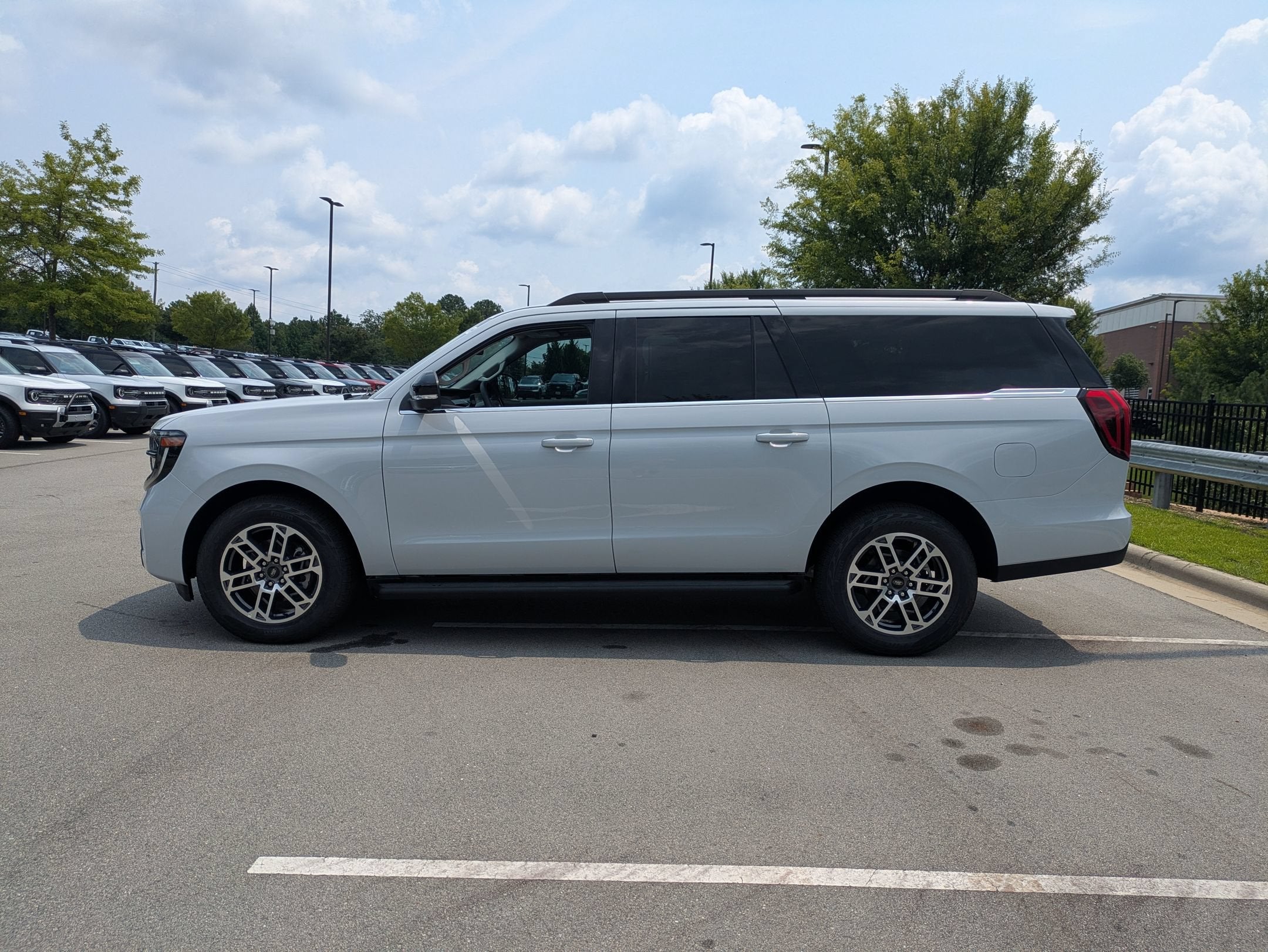 2026 Ford Expedition Max Active
