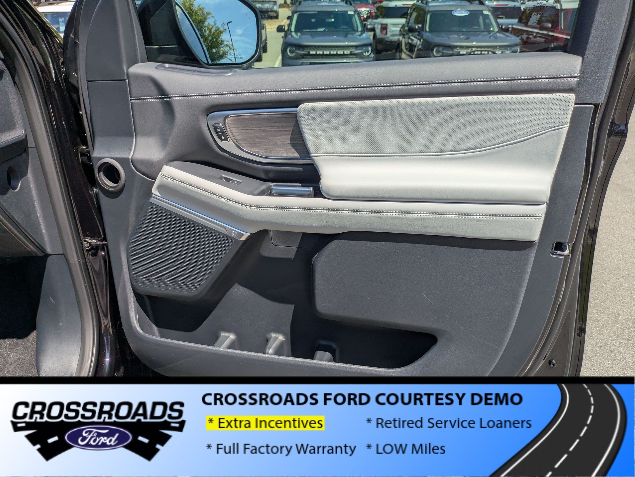 2026 Ford Expedition Max Platinum - Crossroads Manager Demo