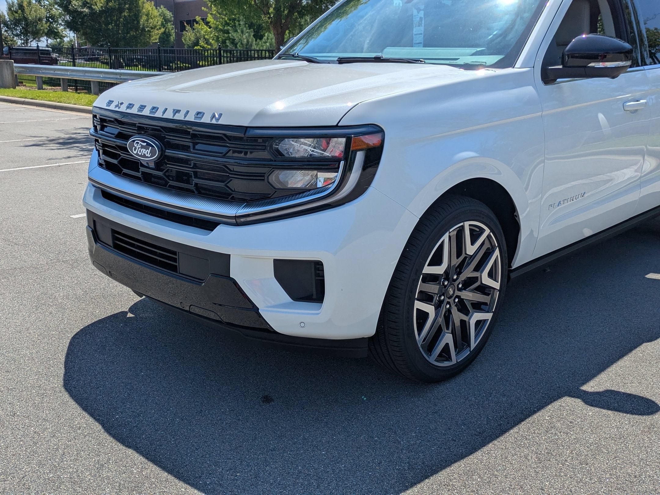 2027 Ford Expedition Max Platinum