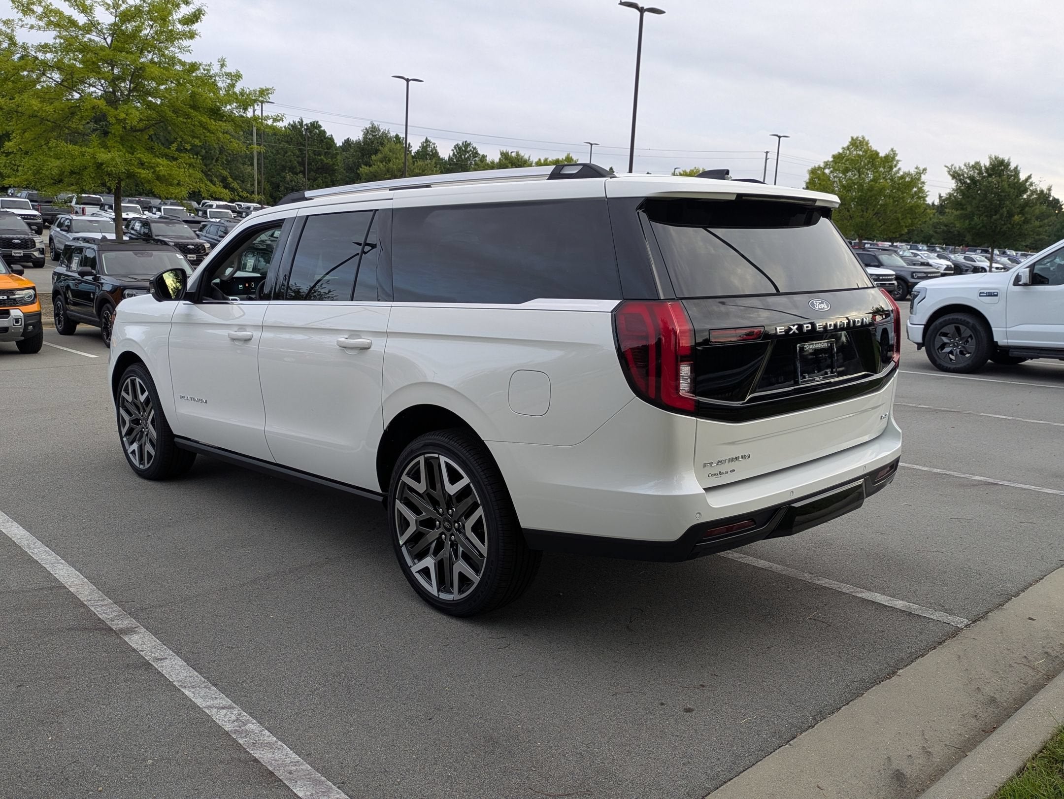 2027 Ford Expedition Max Platinum