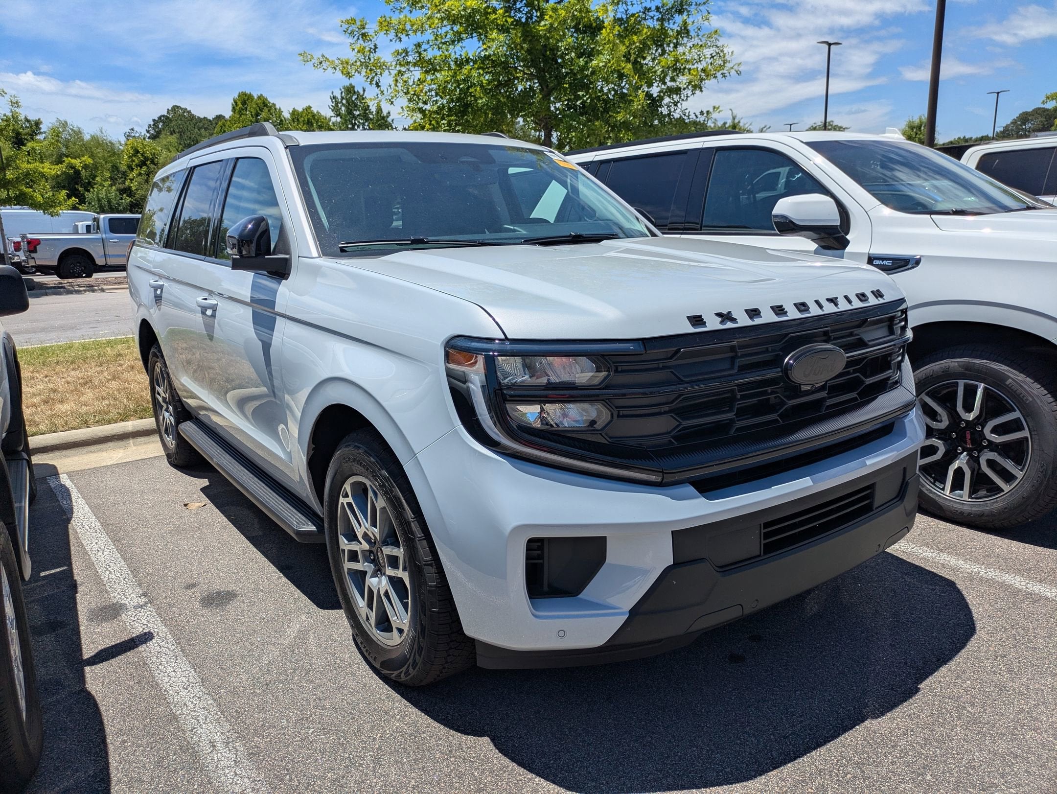 2026 Ford Expedition Active