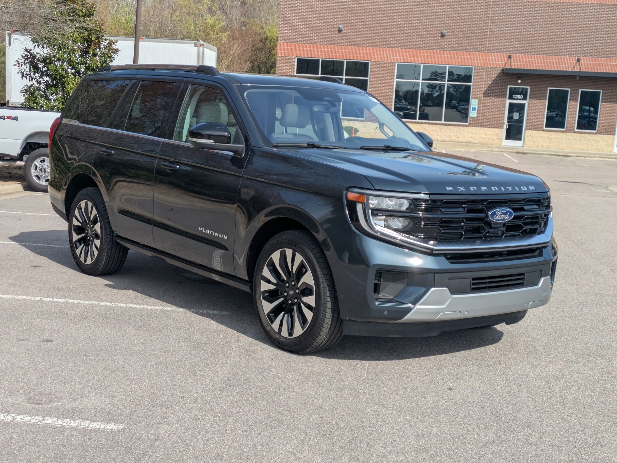 2025 Ford Expedition Platinum
