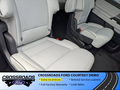 2025 Ford Expedition Platinum - Crossroads Courtesy Demo