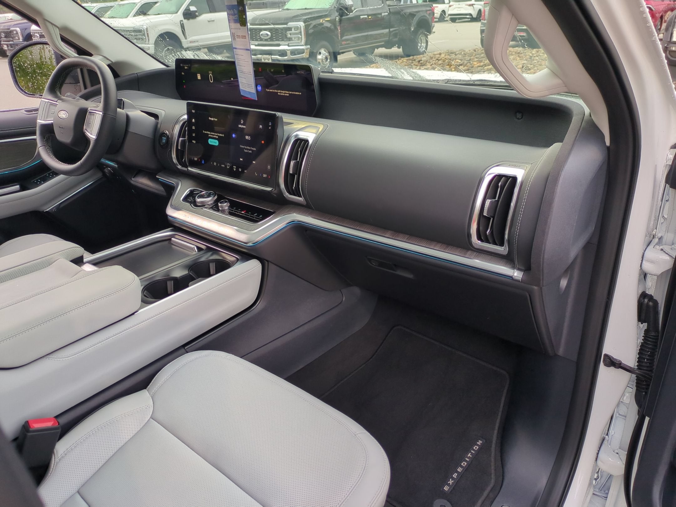 2026 Ford Expedition Platinum - Crossroads Courtesy Demo