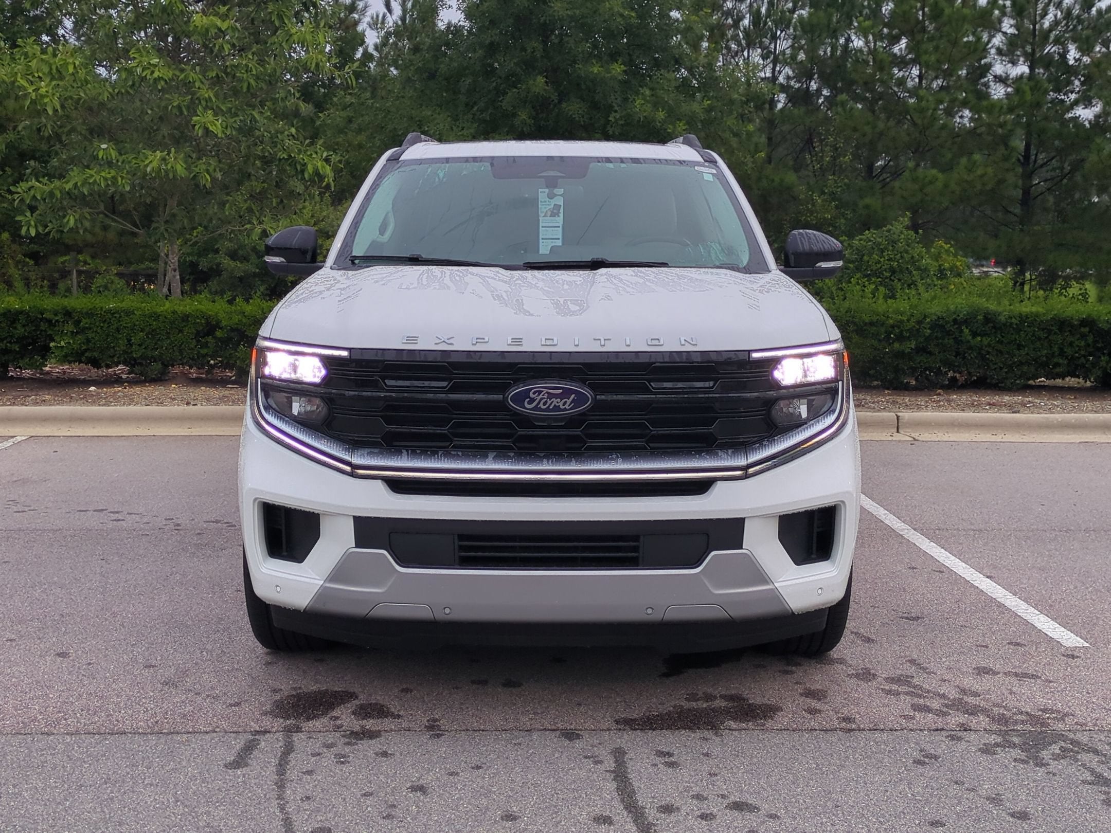 2026 Ford Expedition Platinum - Crossroads Courtesy Demo