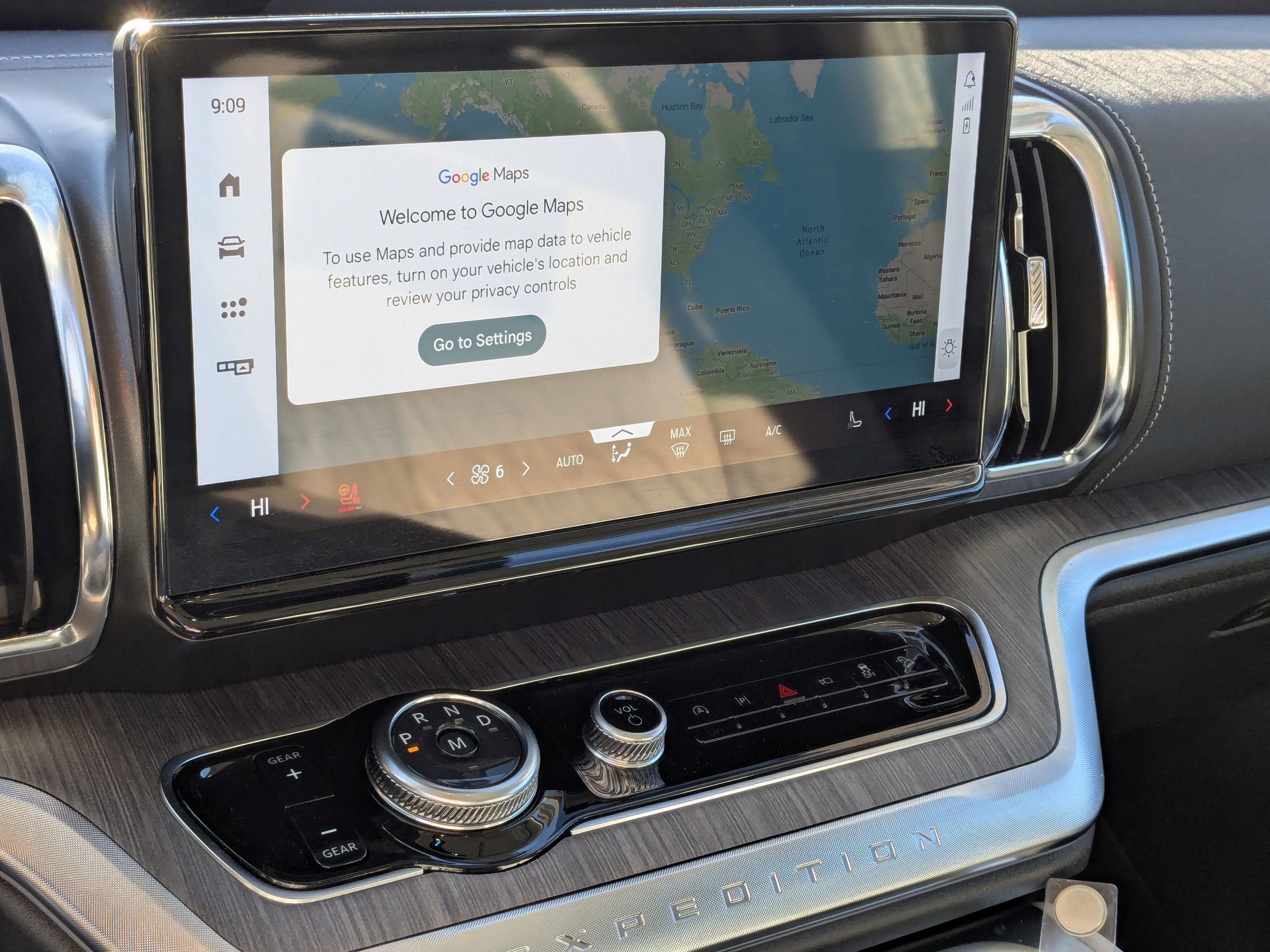 2025 Ford Expedition Platinum