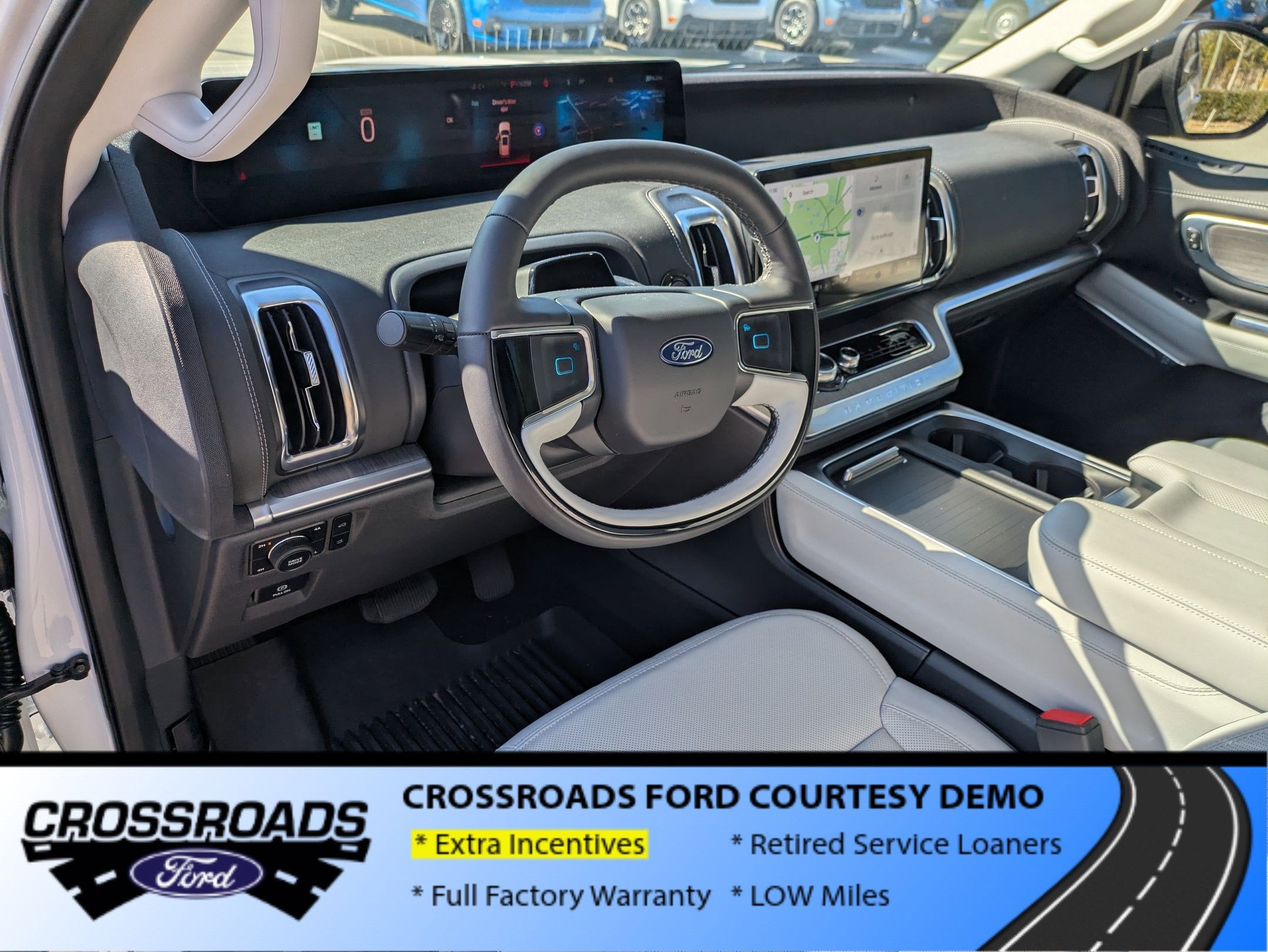 2025 Ford Expedition Platinum - Crossroads Courtesy Demo