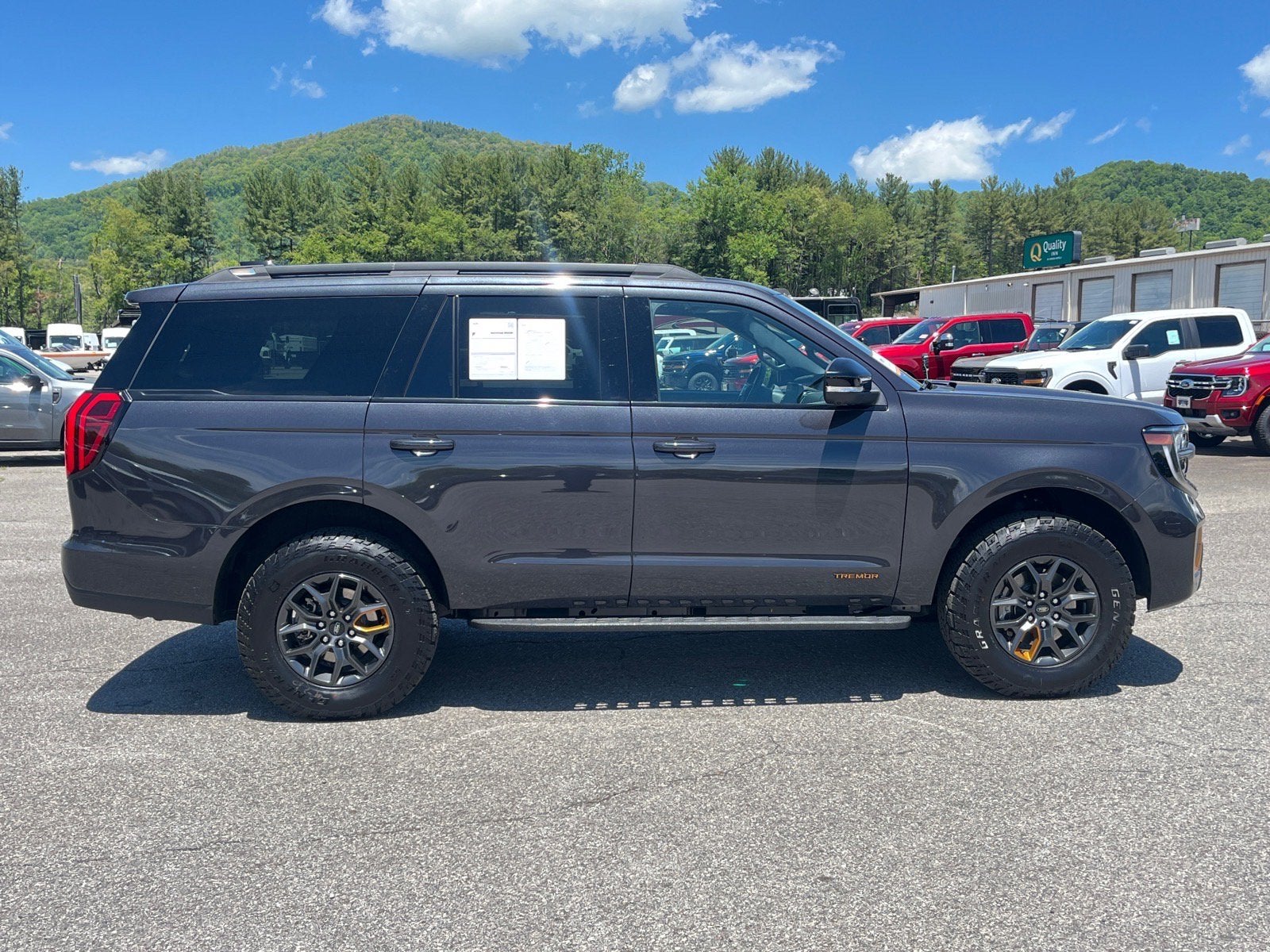 2026 Ford Expedition Tremor