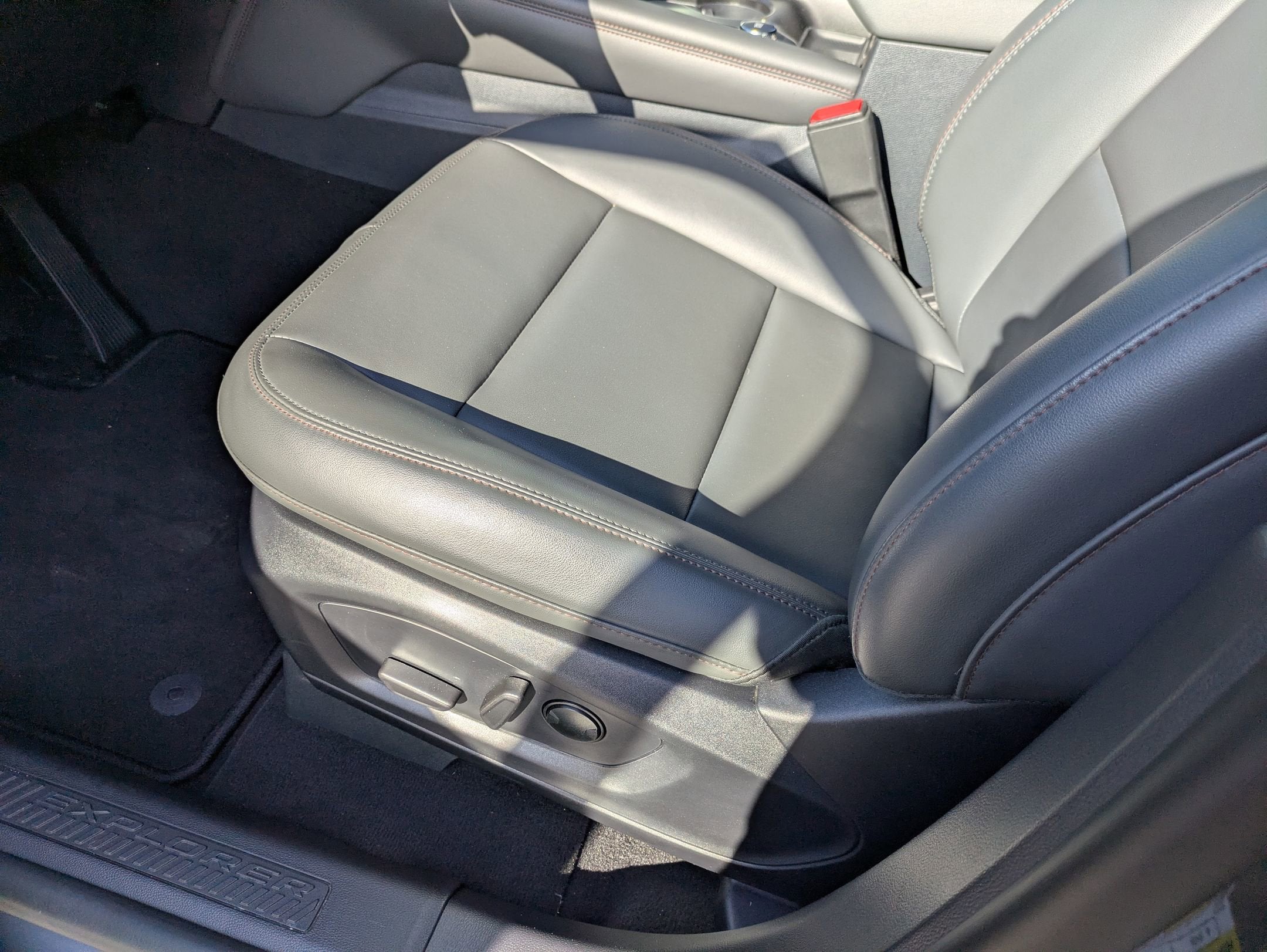 2026 Ford Explorer Active - Crossroads Courtesy Demo