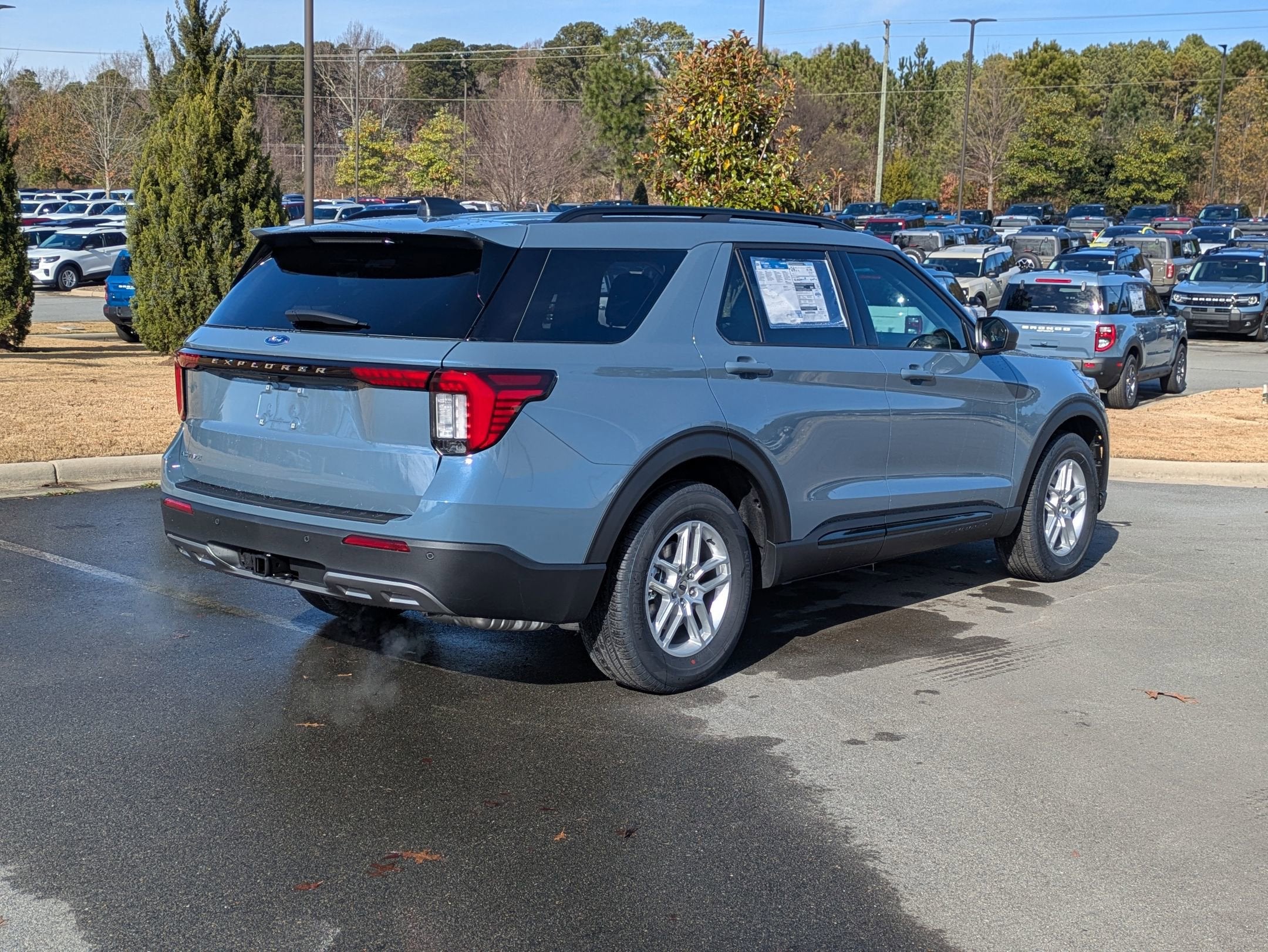 2026 Ford Explorer Active w/200A Pkg