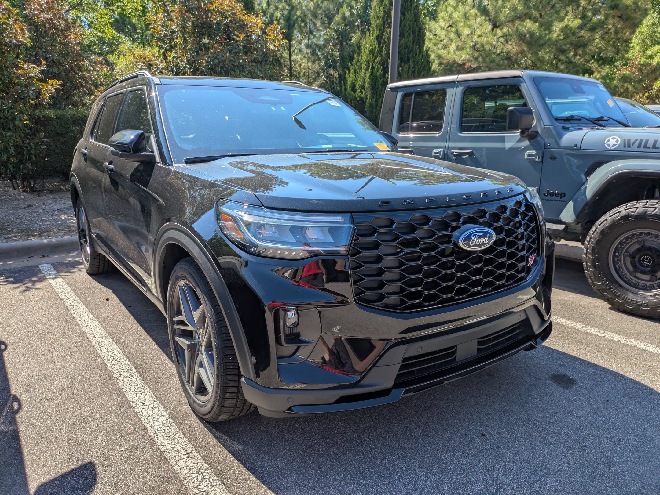2025 Ford Explorer ST