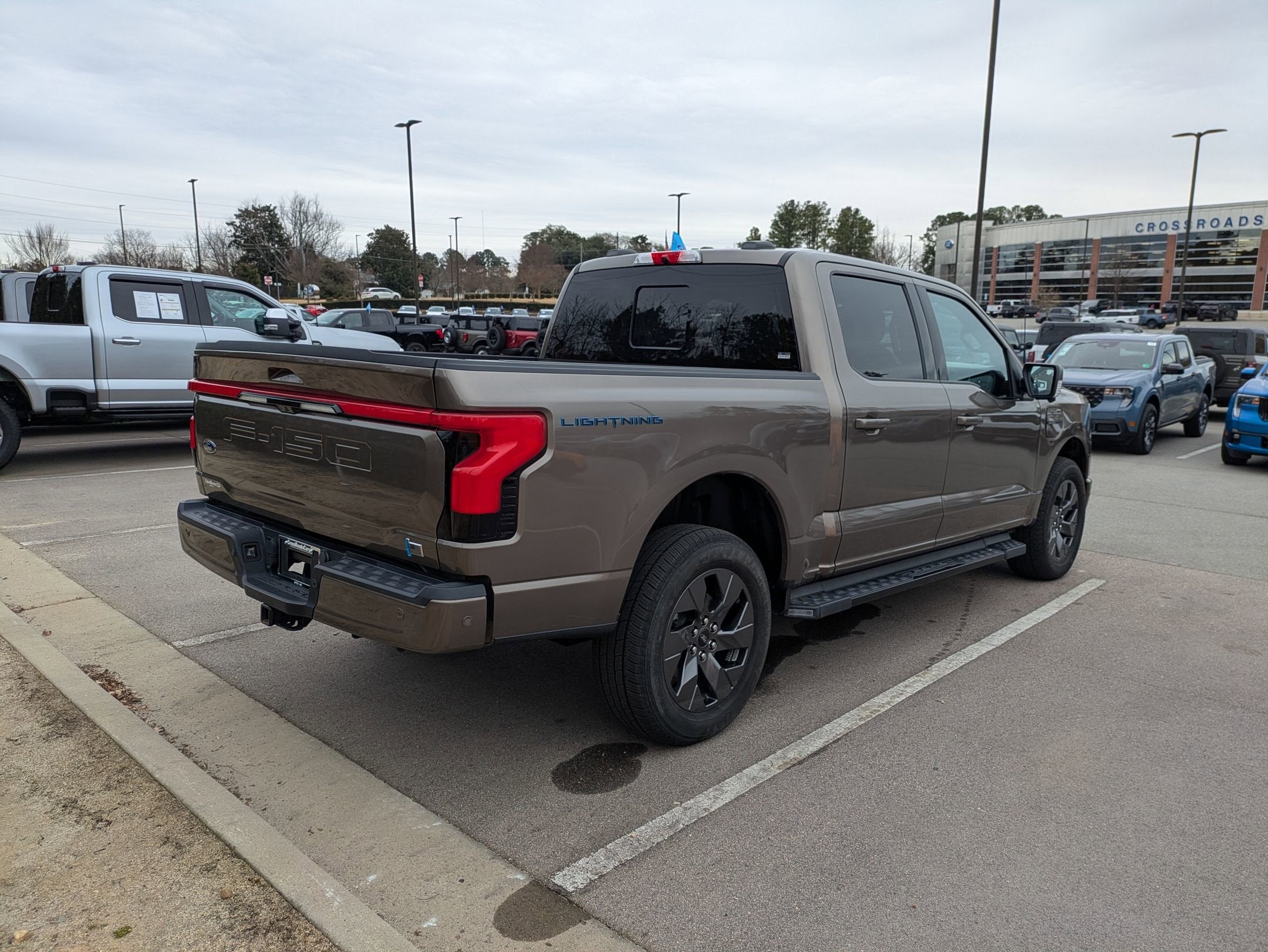 2023 Ford F-150 Lightning LARIAT