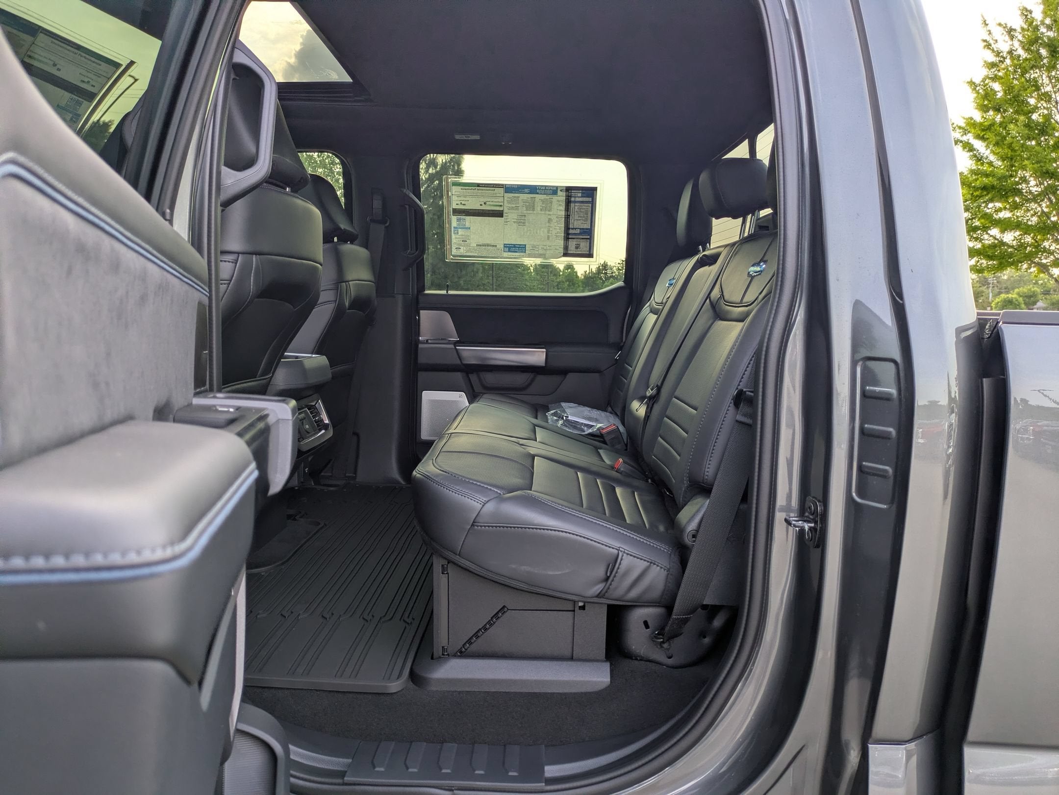 2026 Ford Super Duty F-250 SRW Platinum