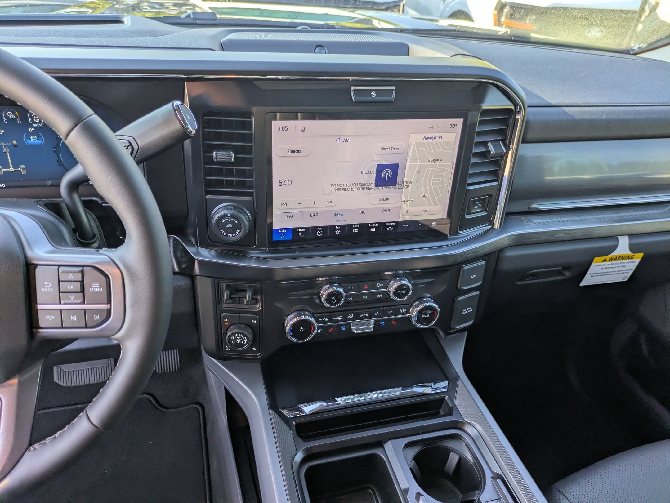 2027 Ford Super Duty F-250 SRW LARIAT
