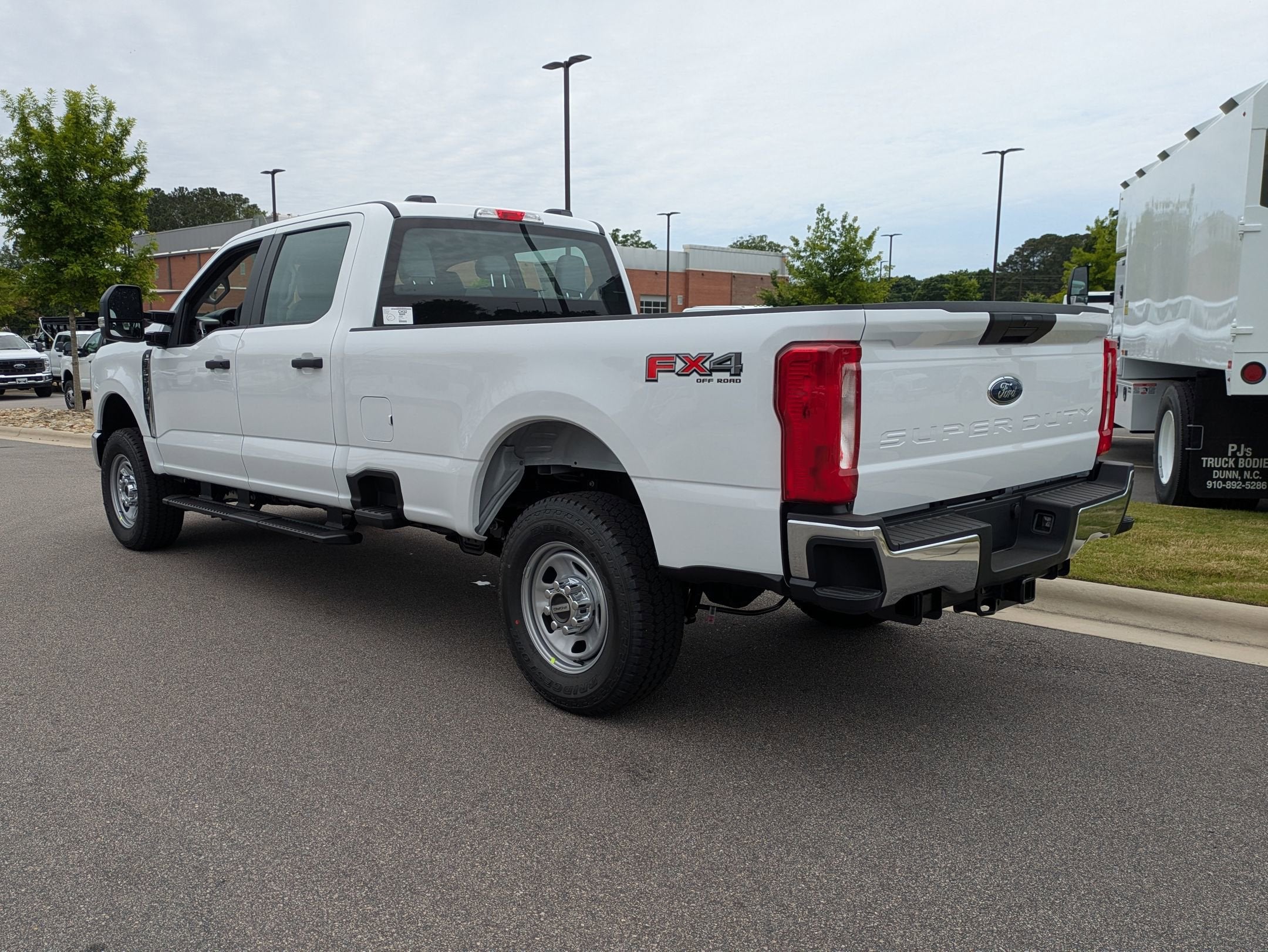 2026 Ford Super Duty F-350 SRW XL