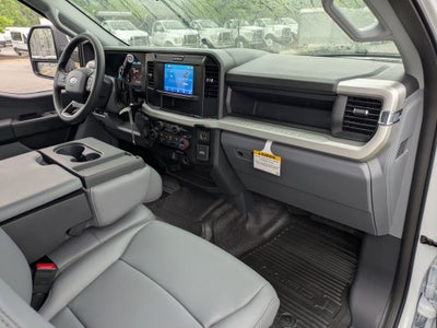 2026 Ford Super Duty F-350 SRW XL