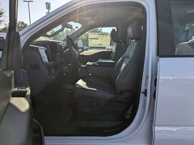 2025 Ford Super Duty F-350 SRW XL