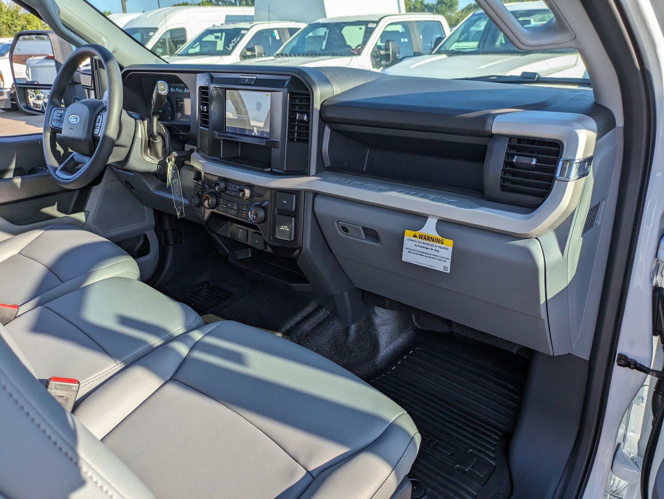 2025 Ford Super Duty F-350 SRW XL