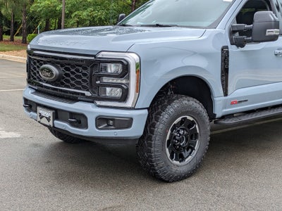 2025 Ford Super Duty F-350 SRW LARIAT