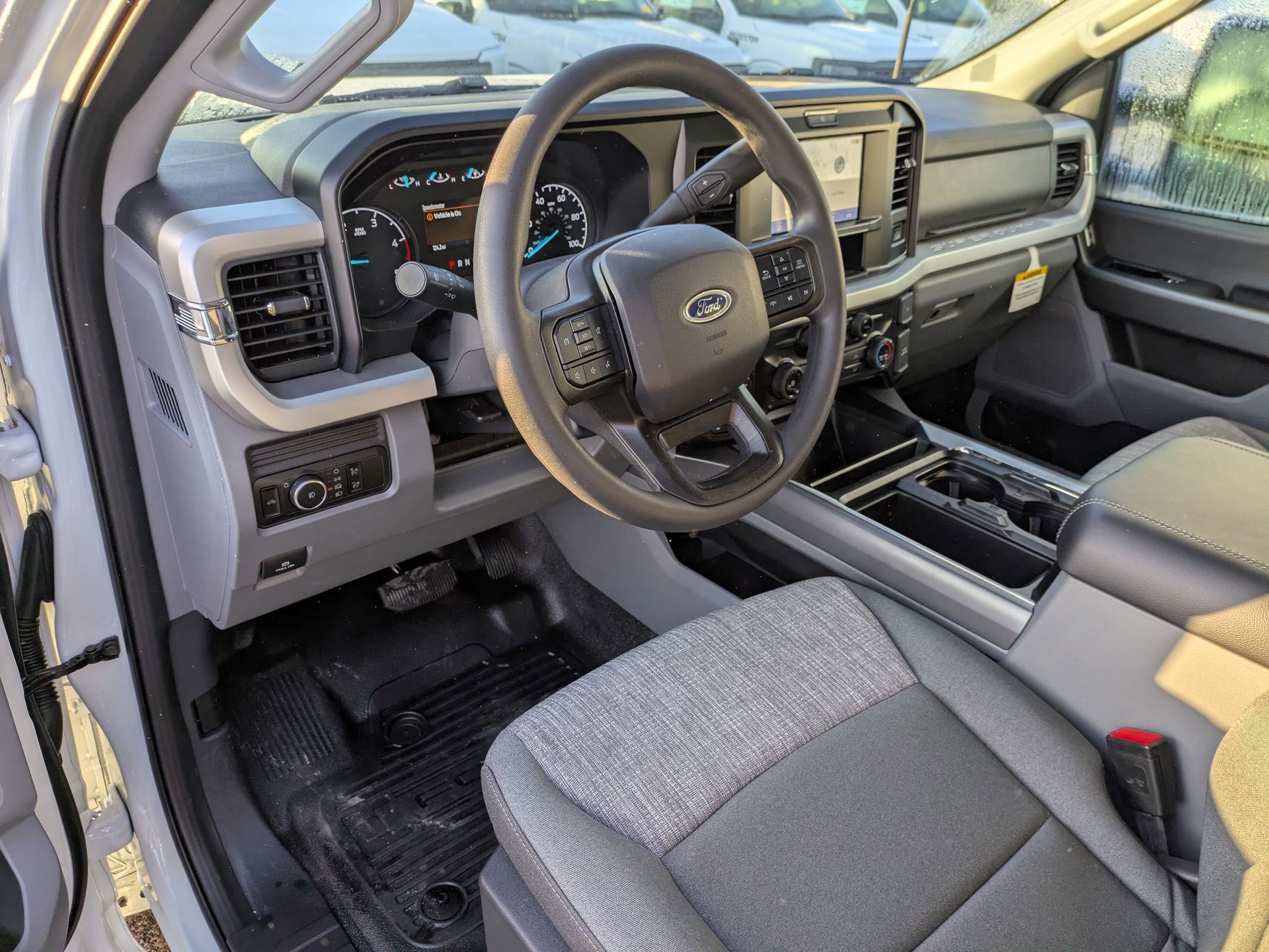 2025 Ford Super Duty F-350 SRW XLT