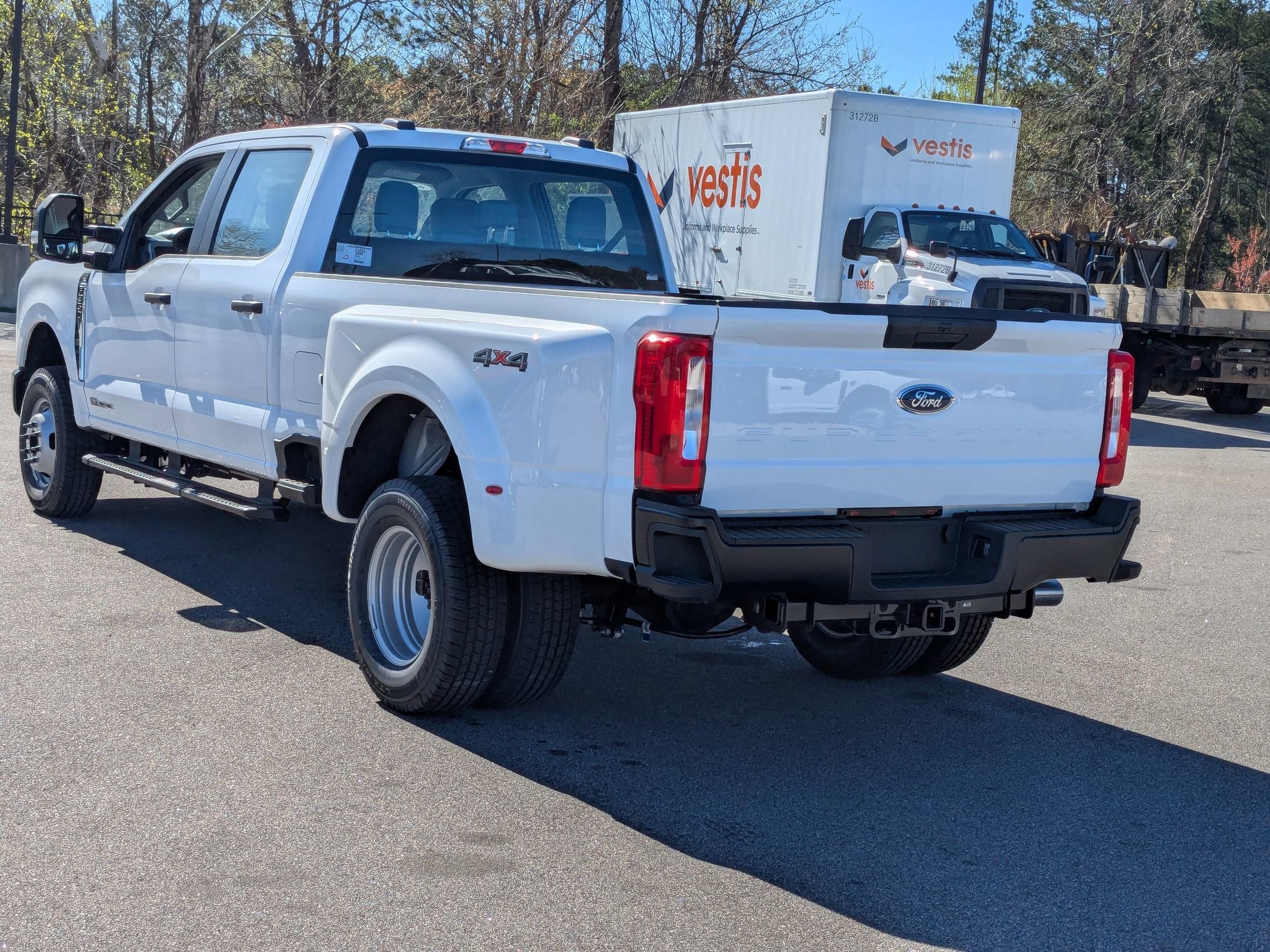 2026 Ford Super Duty F-350 DRW XL