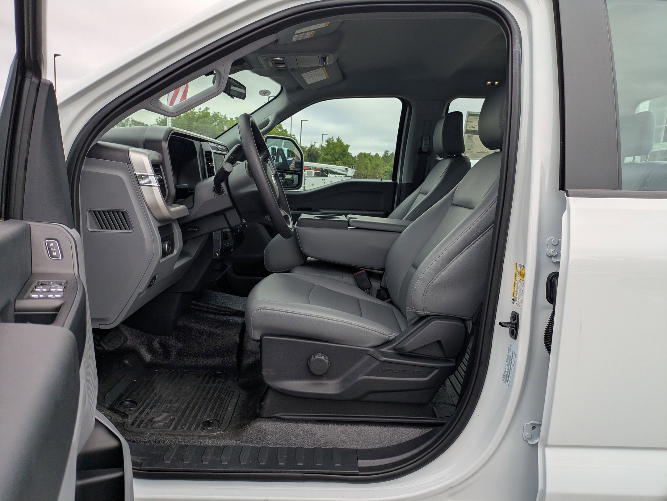 2026 Ford Super Duty F-450 DRW XL