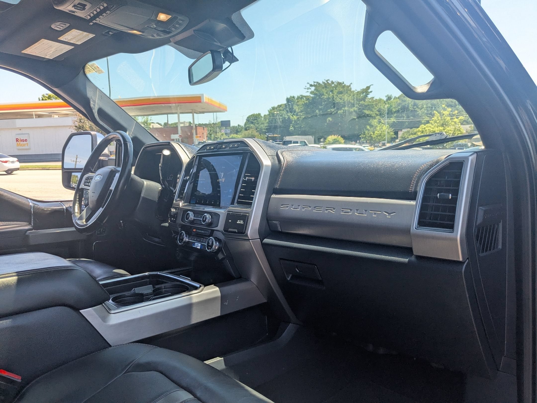 2022 Ford Super Duty F-450 DRW Platinum