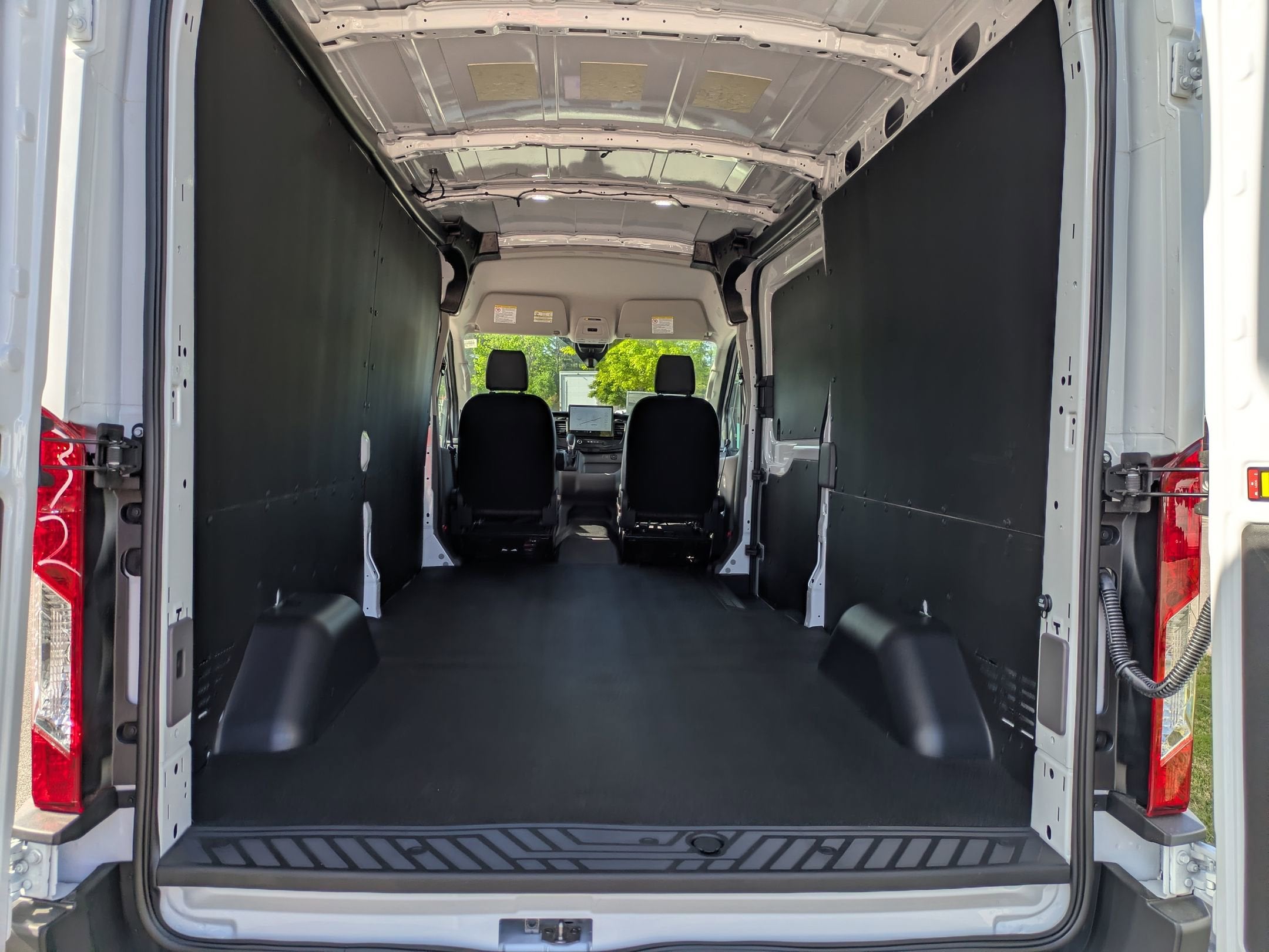 2026 Ford Transit Cargo Van Base