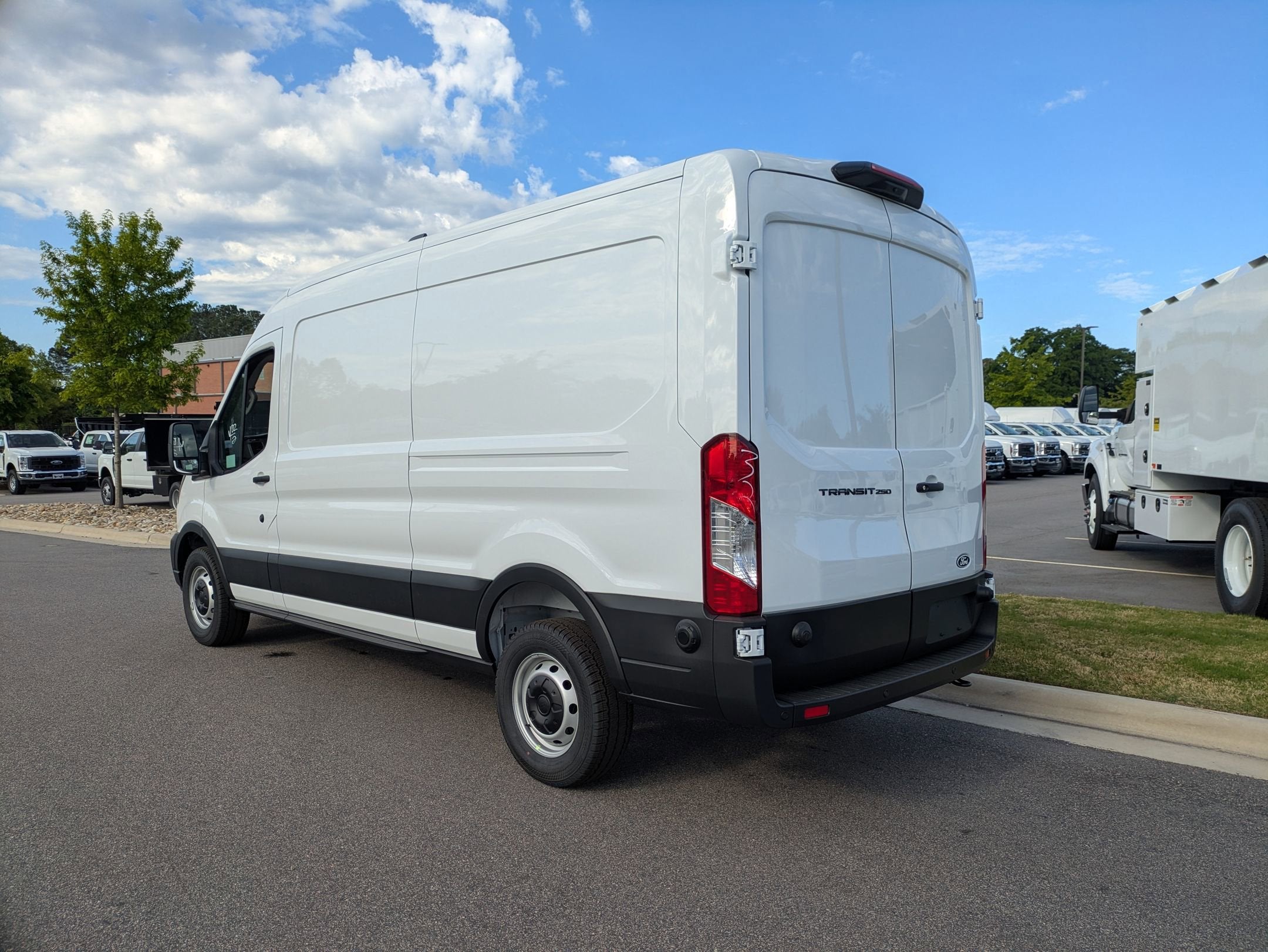 2026 Ford Transit Cargo Van Base