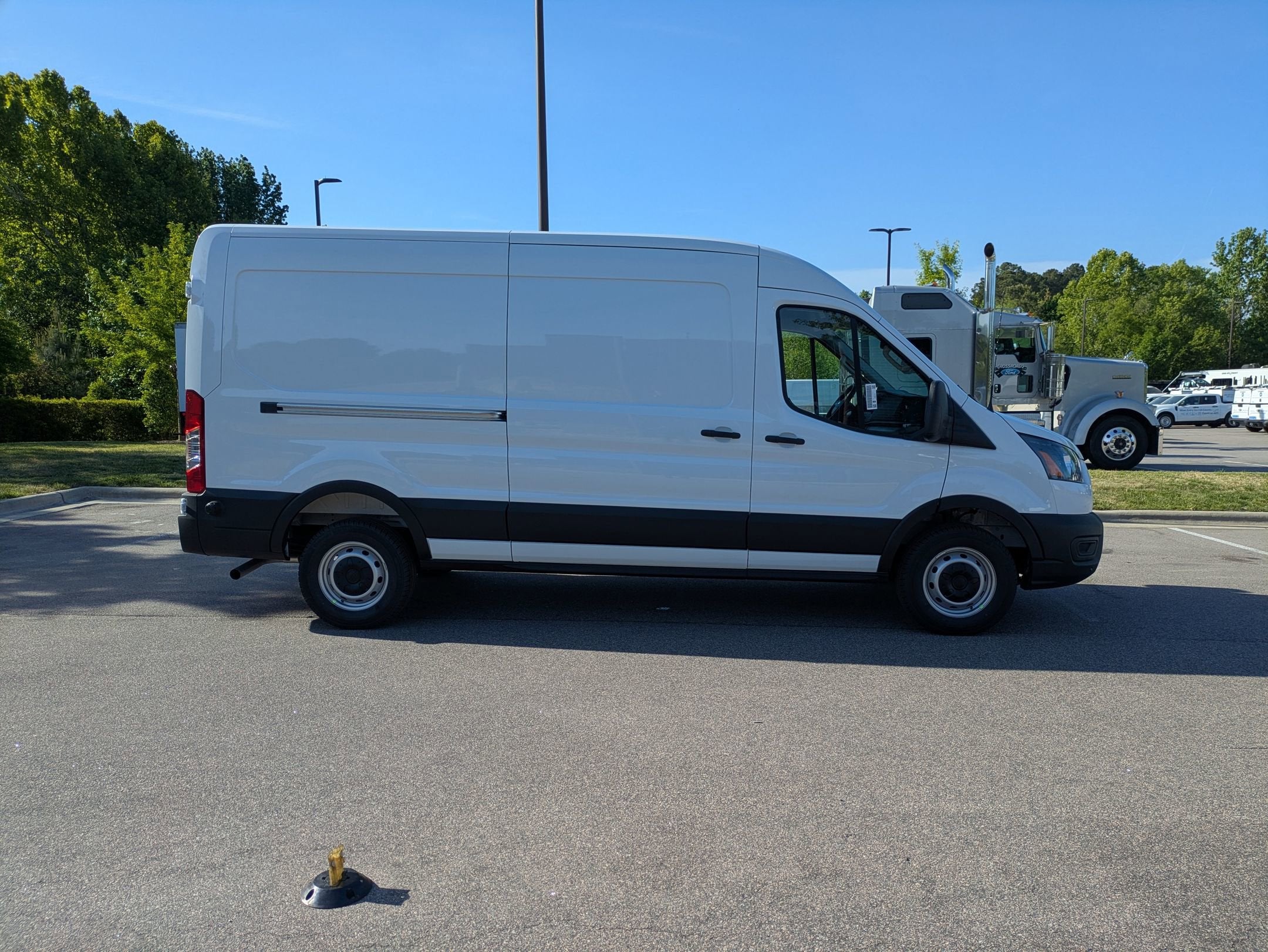 2026 Ford Transit Cargo Van Base