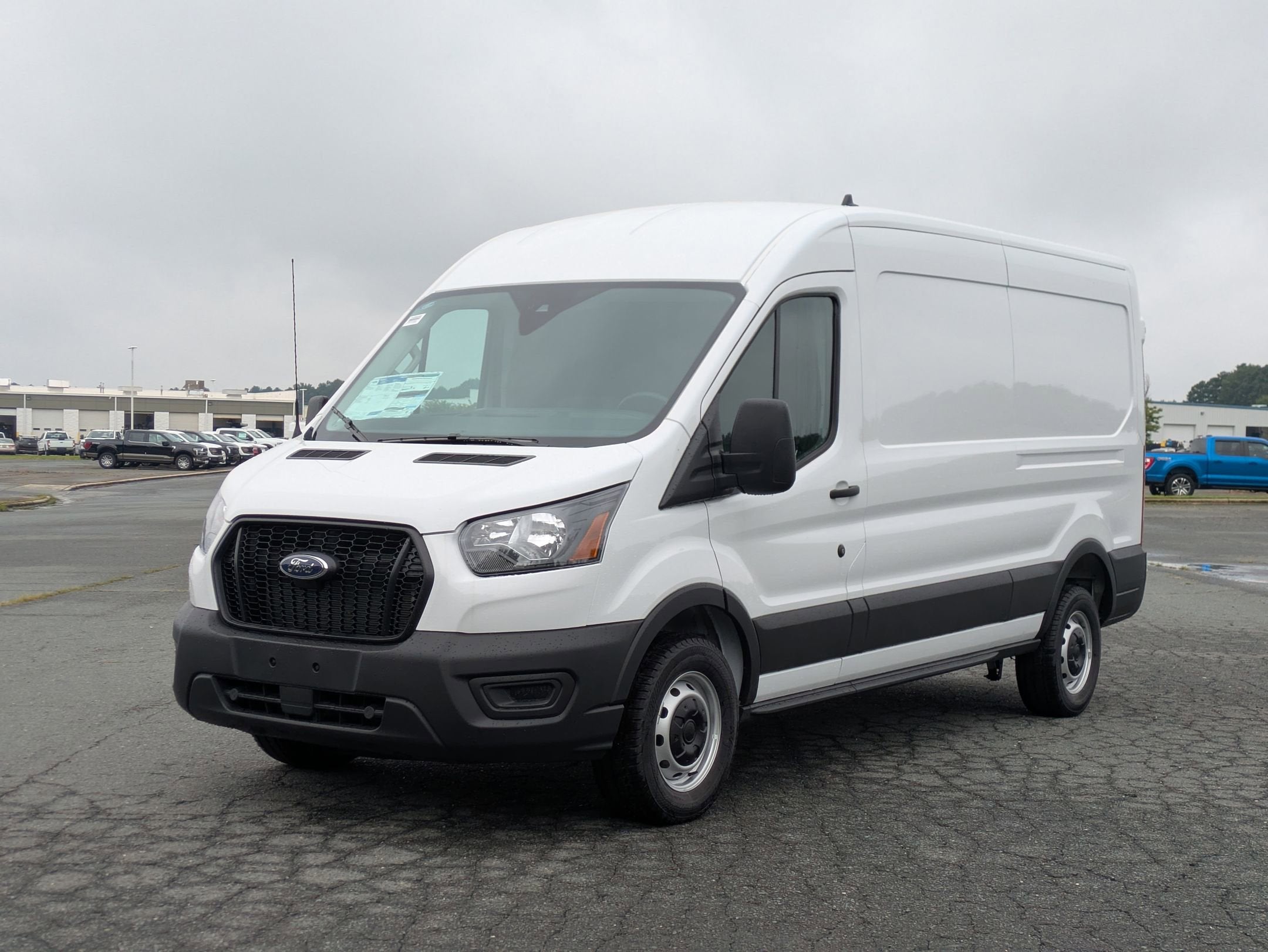 2025 Ford Transit Cargo Van Base