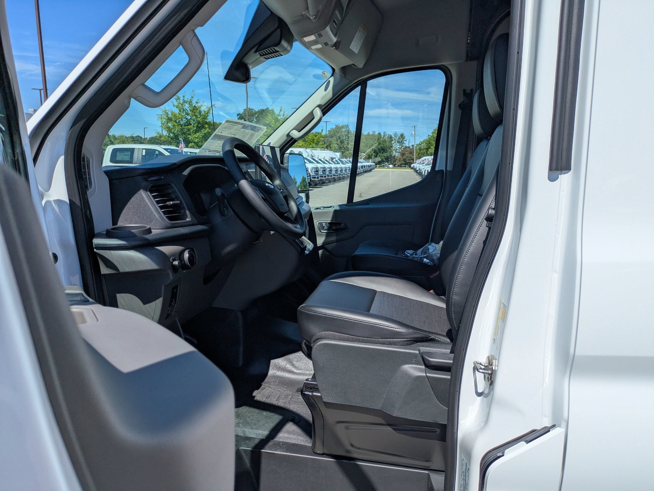 2026 Ford Transit Cargo Van Base