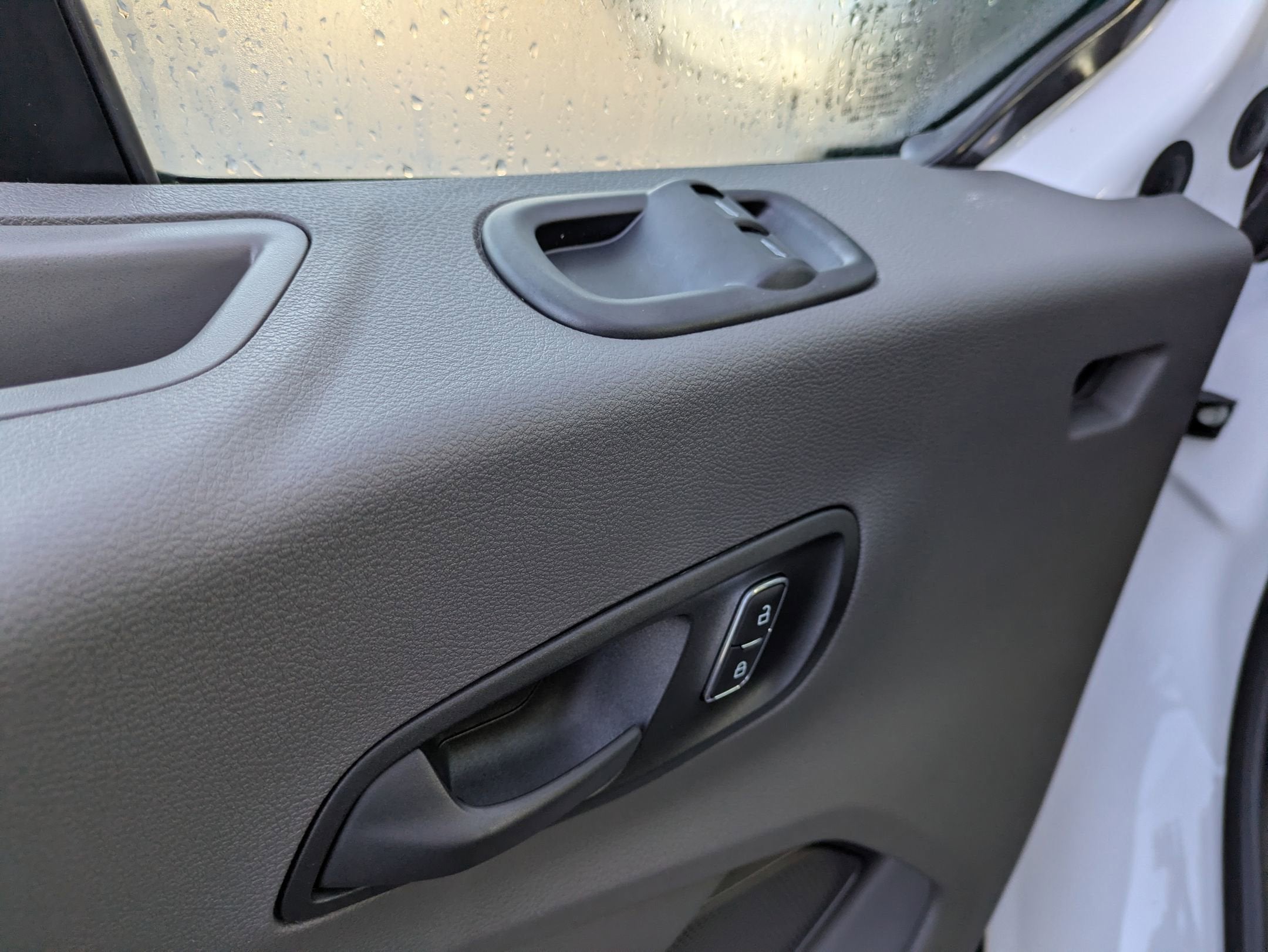 2026 Ford Transit Cargo Van Base