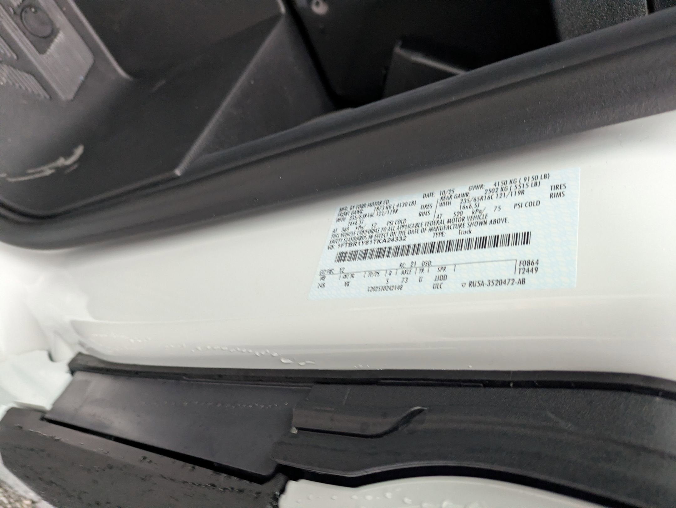 2026 Ford Transit Cargo Van Base