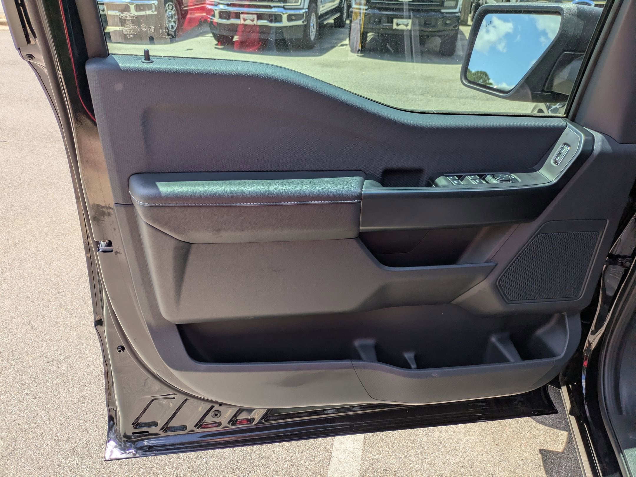 2026 Ford F-150 STX - Crossroads Courtesy Demo