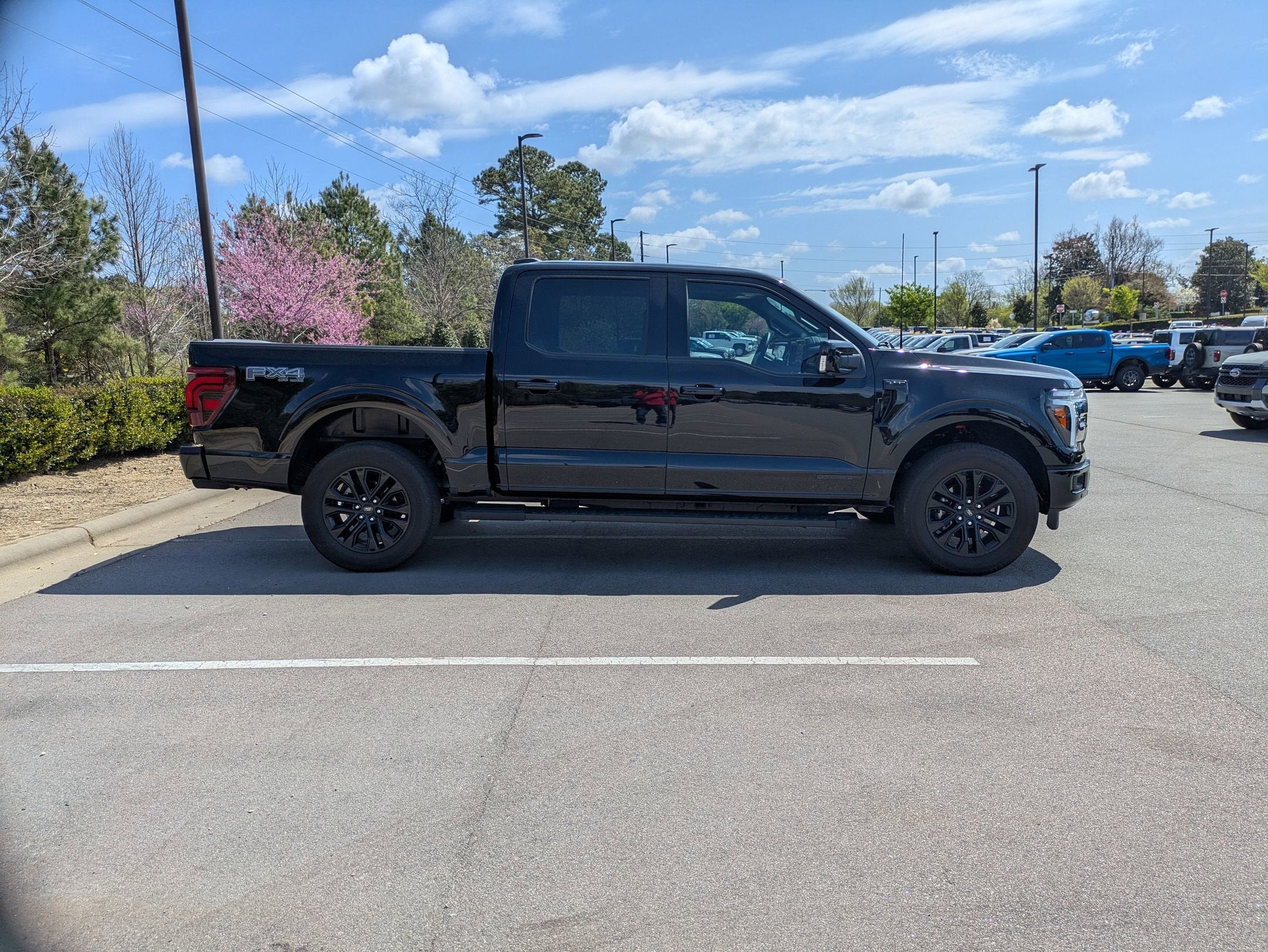 2026 Ford F-150 LARIAT - Crossroads Courtesy Demo