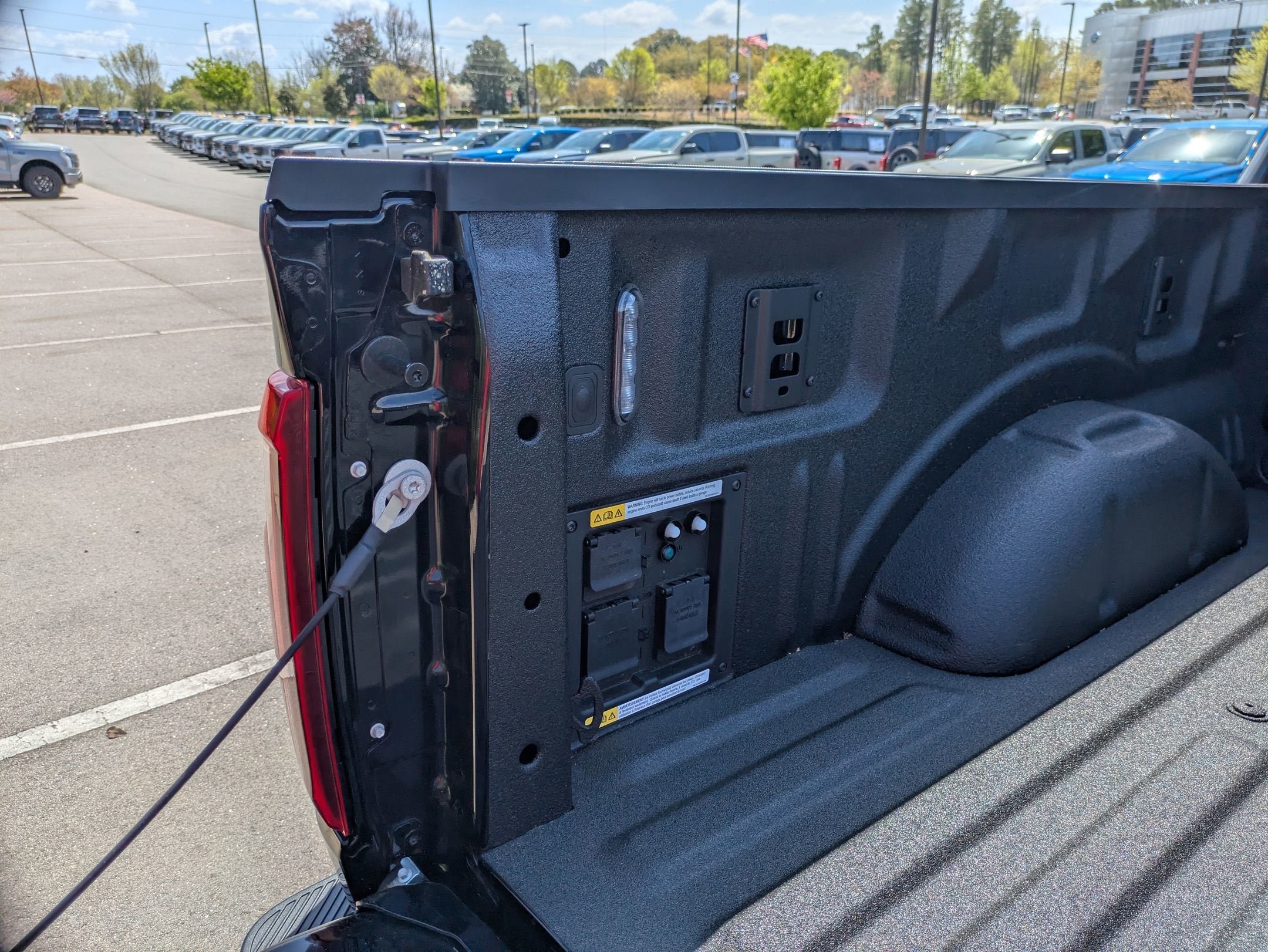2026 Ford F-150 LARIAT - Crossroads Courtesy Demo
