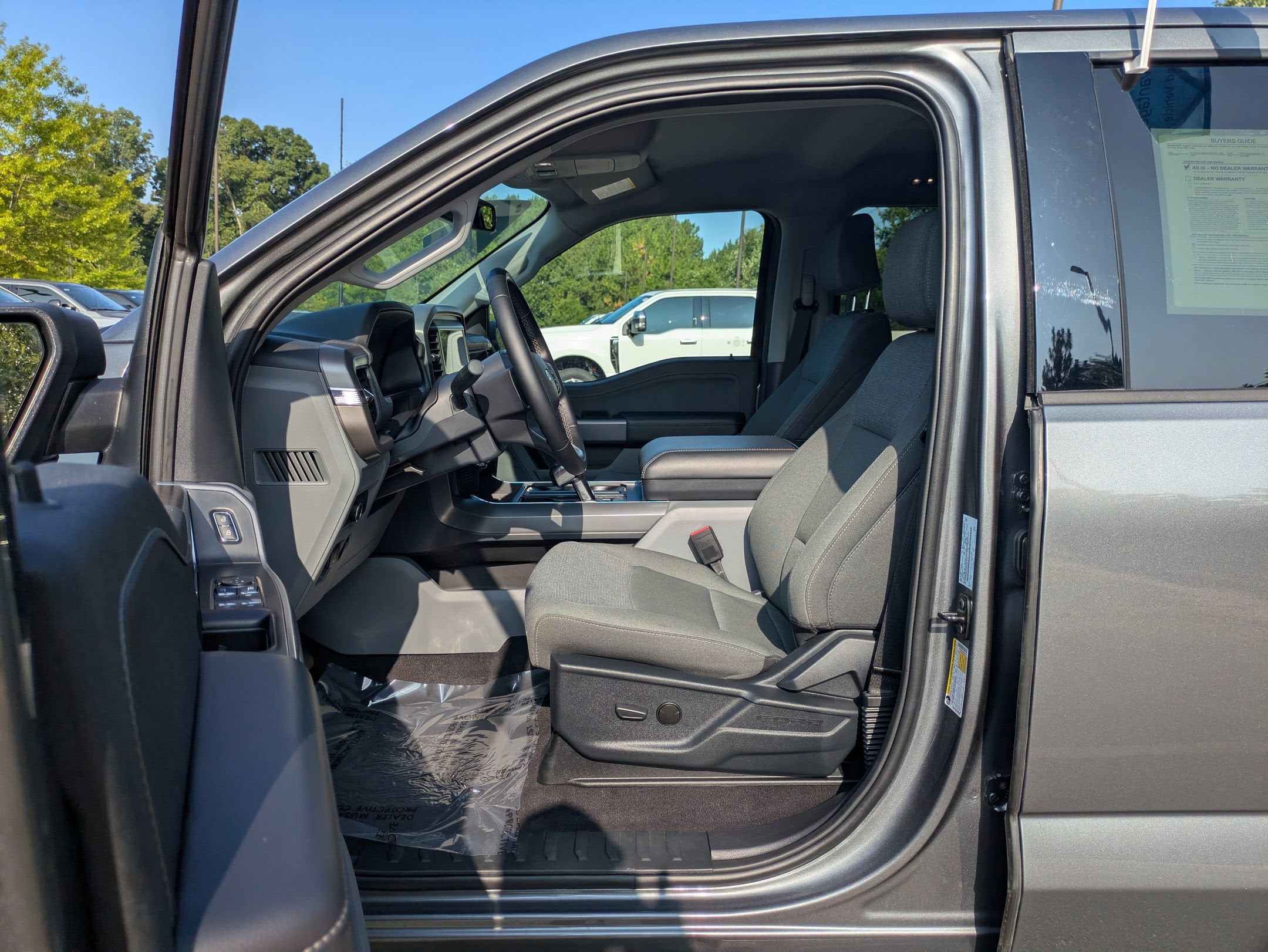 2025 Ford F-150 Lightning XLT