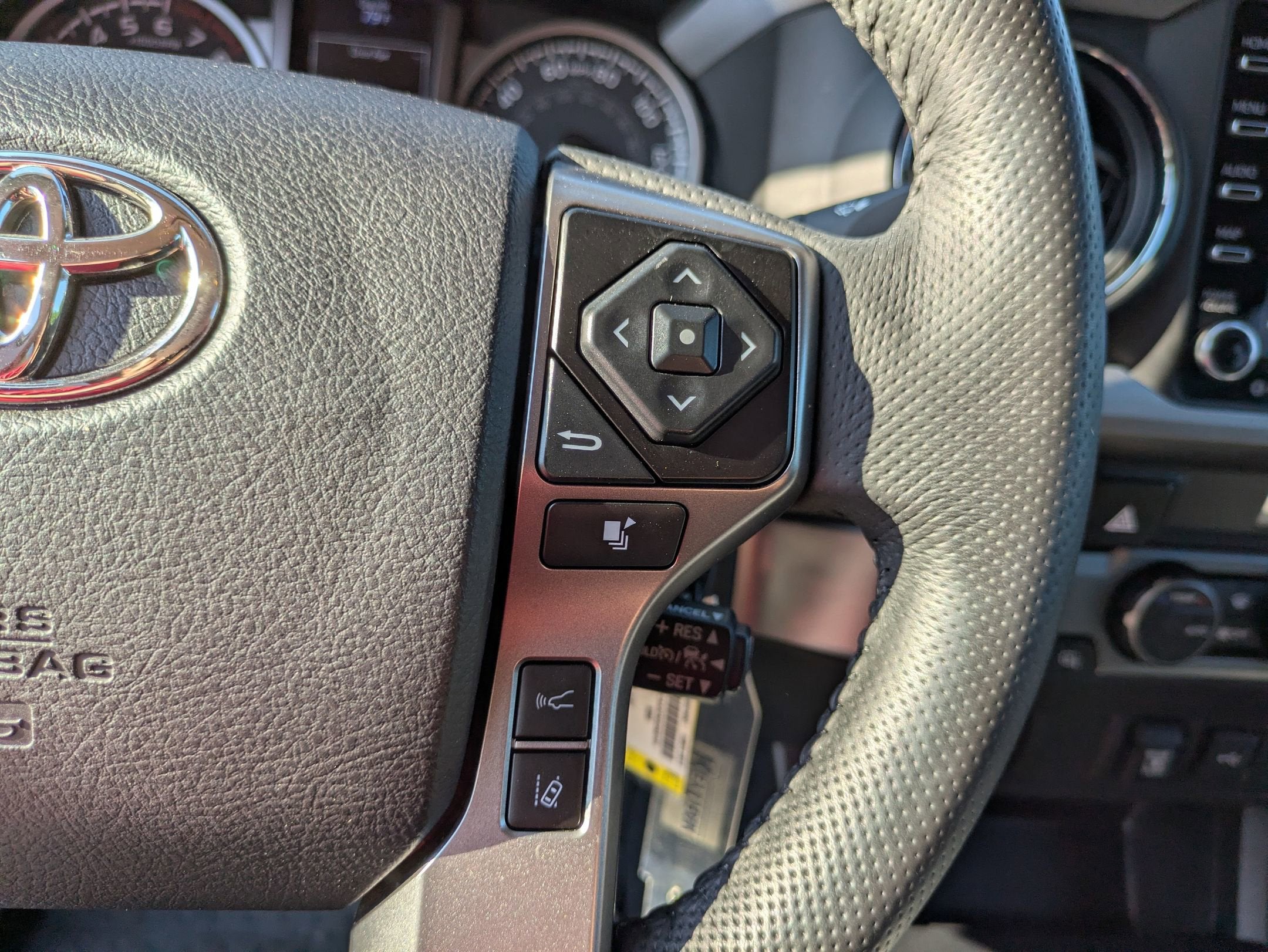 2021 Toyota Tacoma 4WD SR5