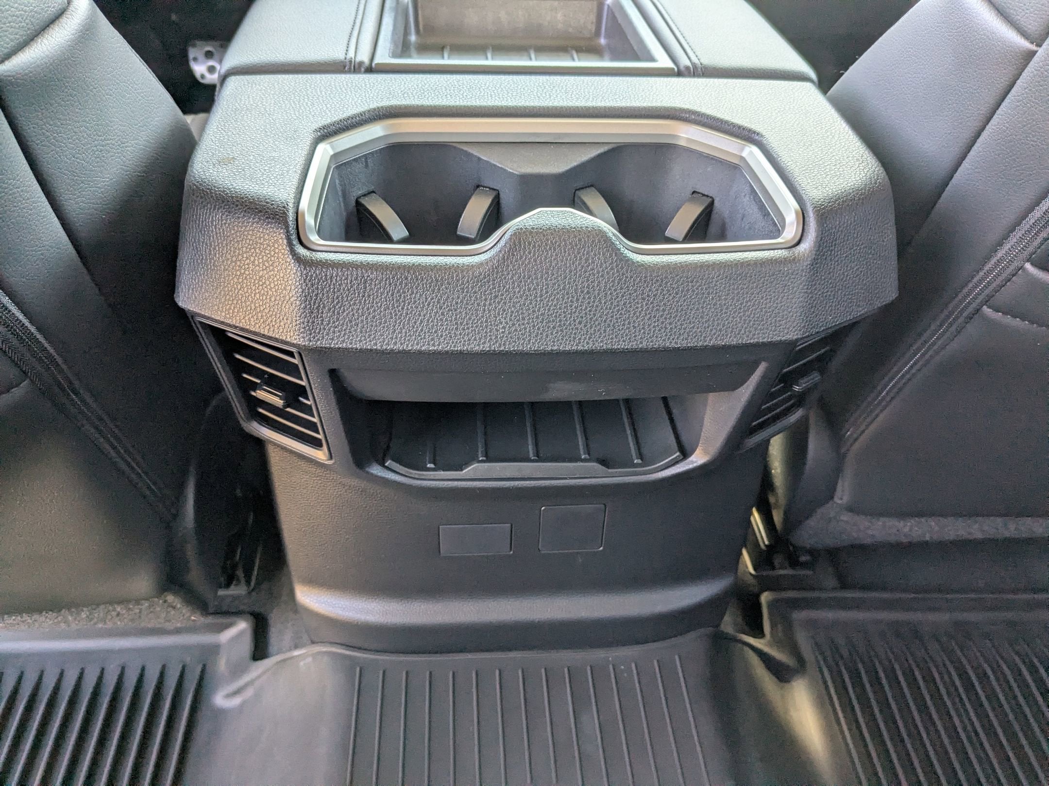 2023 Toyota Tundra 4WD SR5