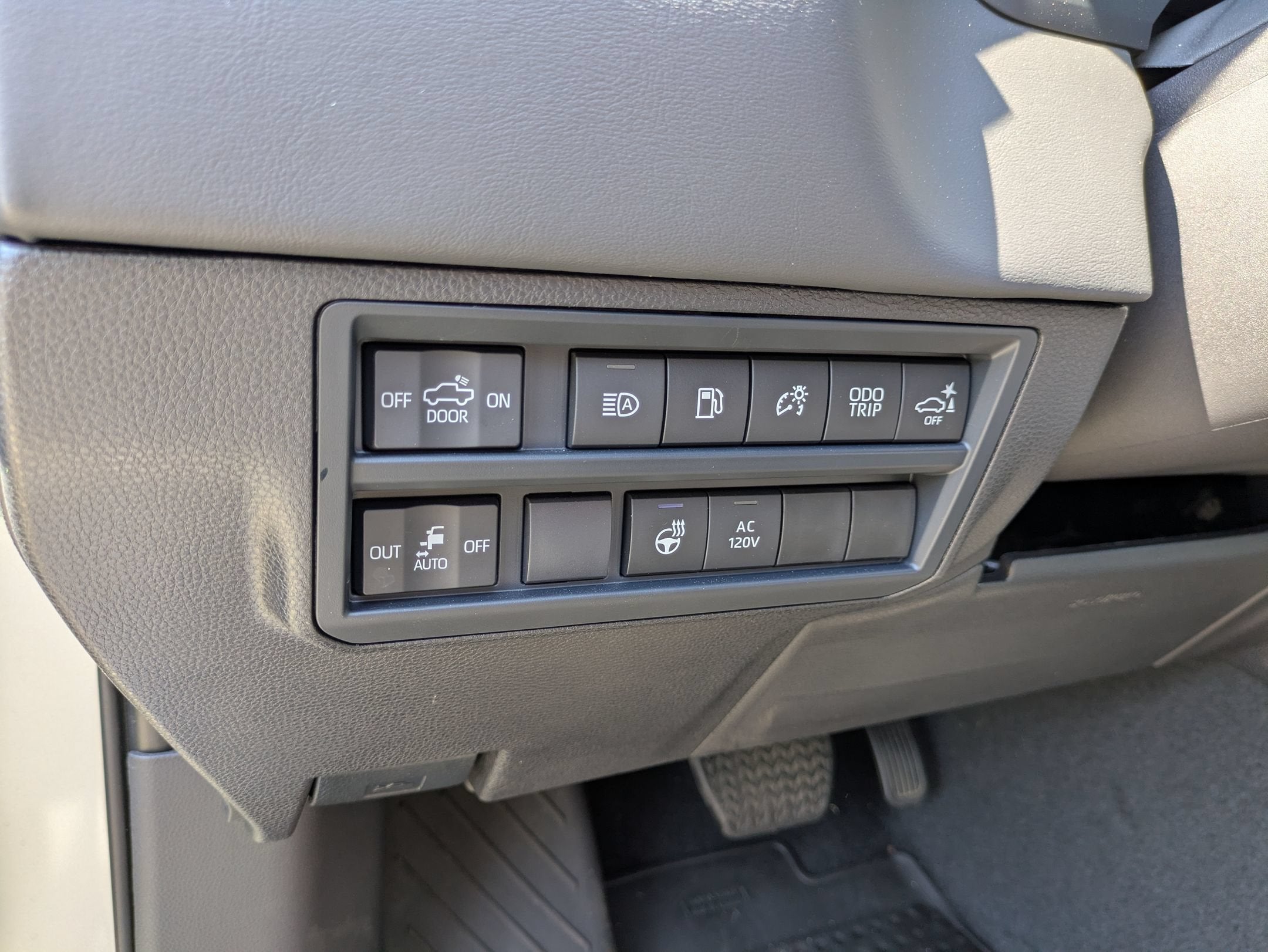 2025 Toyota Tundra 4WD Platinum Hybrid