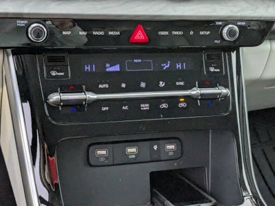 2024 Kia Carnival EX