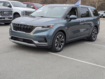 2024 Kia Carnival EX