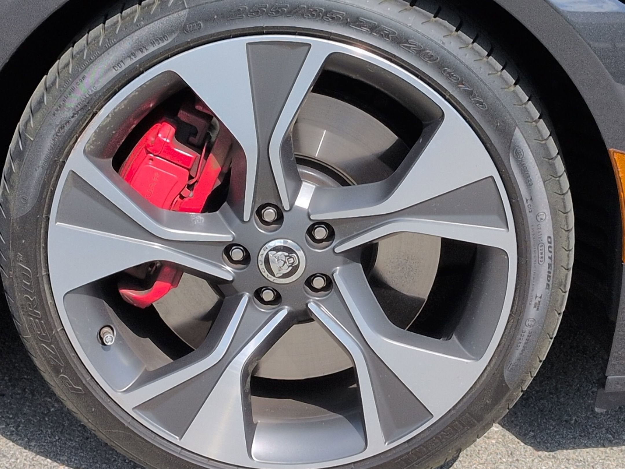 2024 Jaguar F-TYPE R-Dynamic